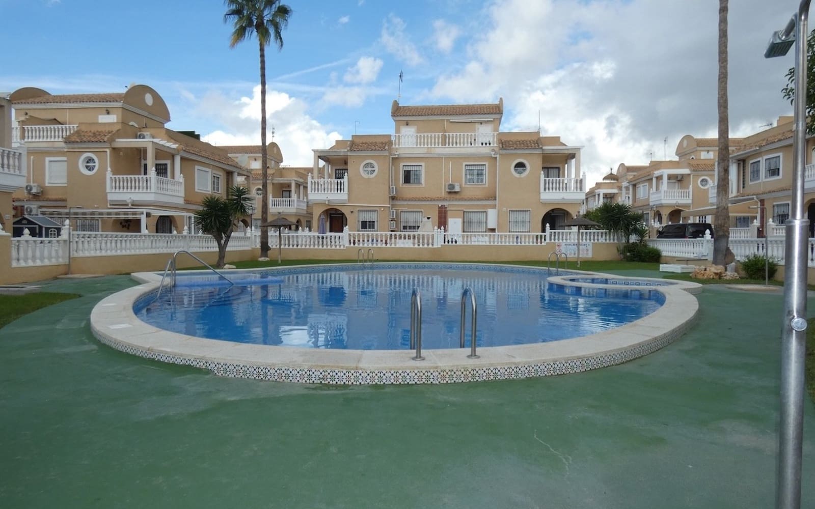 3 camera da letto Villetta Bifamiliare in vendita in Cabo Roig con piscina - 249.995 € (Rif: 10160432)