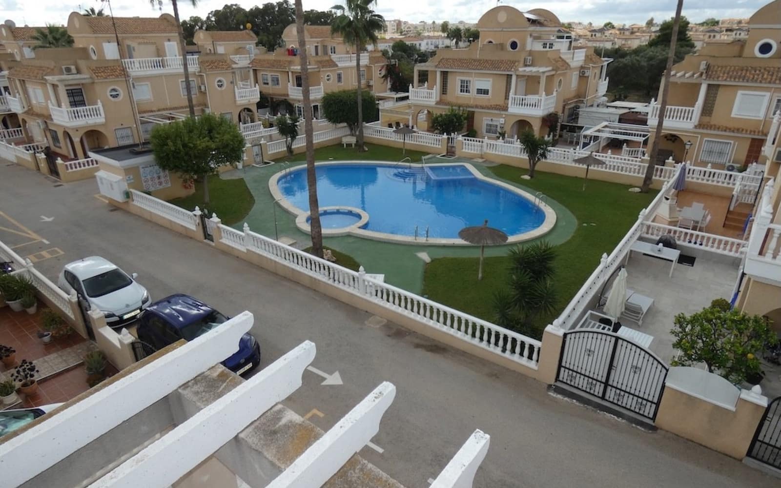 3 camera da letto Villetta Bifamiliare in vendita in Cabo Roig con piscina - 249.995 € (Rif: 10160432)