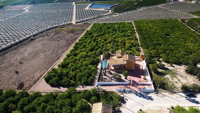 5 chambre Finca/Maison de Campagne à vendre à Orihuela ciudad, Orihuela avec piscine - 675 000 € (Ref: 8371422)