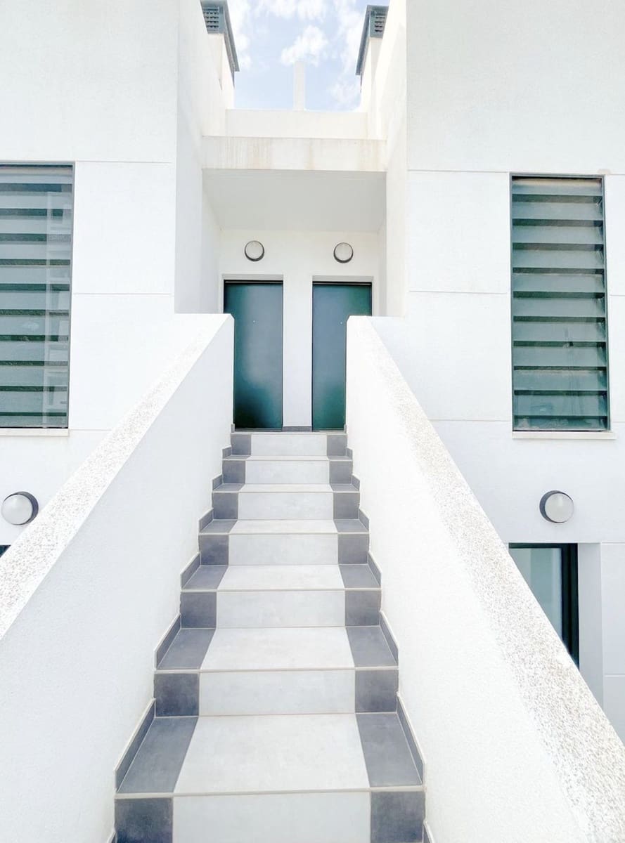 2 soveværelse Lejlighed til salg i Pilar de la Horadada med swimmingpool - € 285.000 (Ref: 8774793)