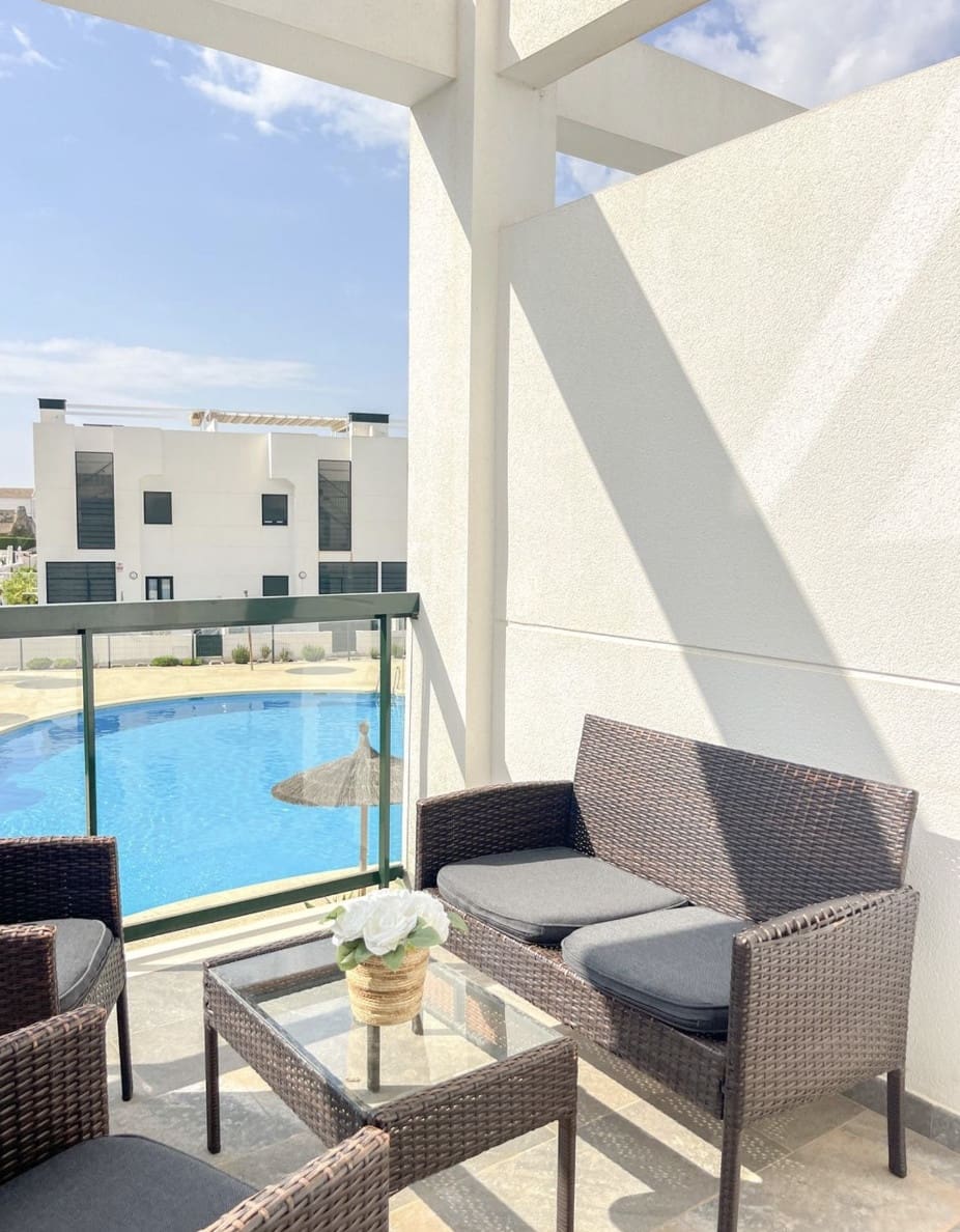 2 sovrum Bungalow till salu i Pilar de la Horadada med pool - 275 000 € (Ref: 8774794)