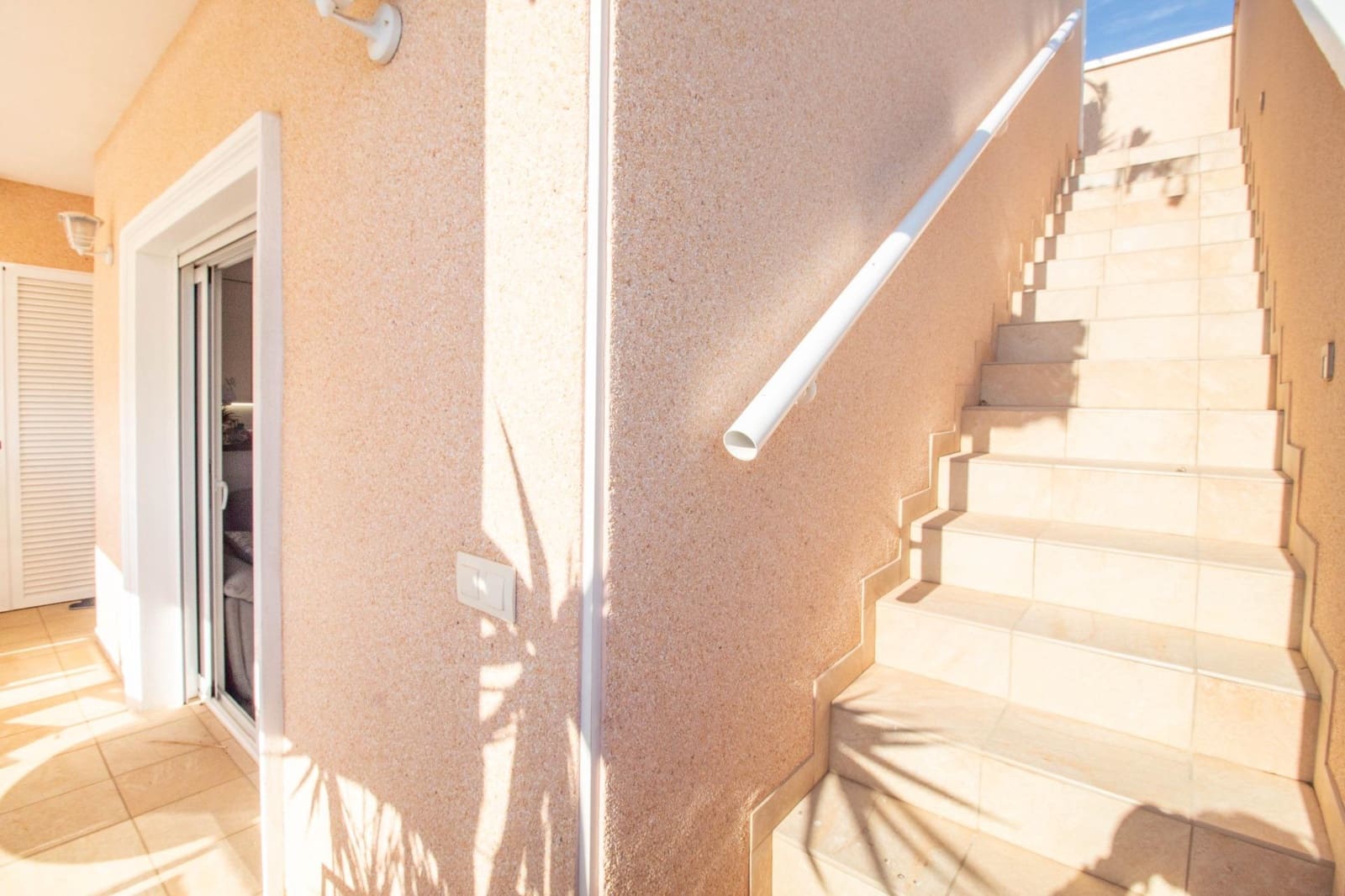 2 quarto Bungalow para venda em Punta Prima com piscina - 294 000 € (Ref: 8842069)