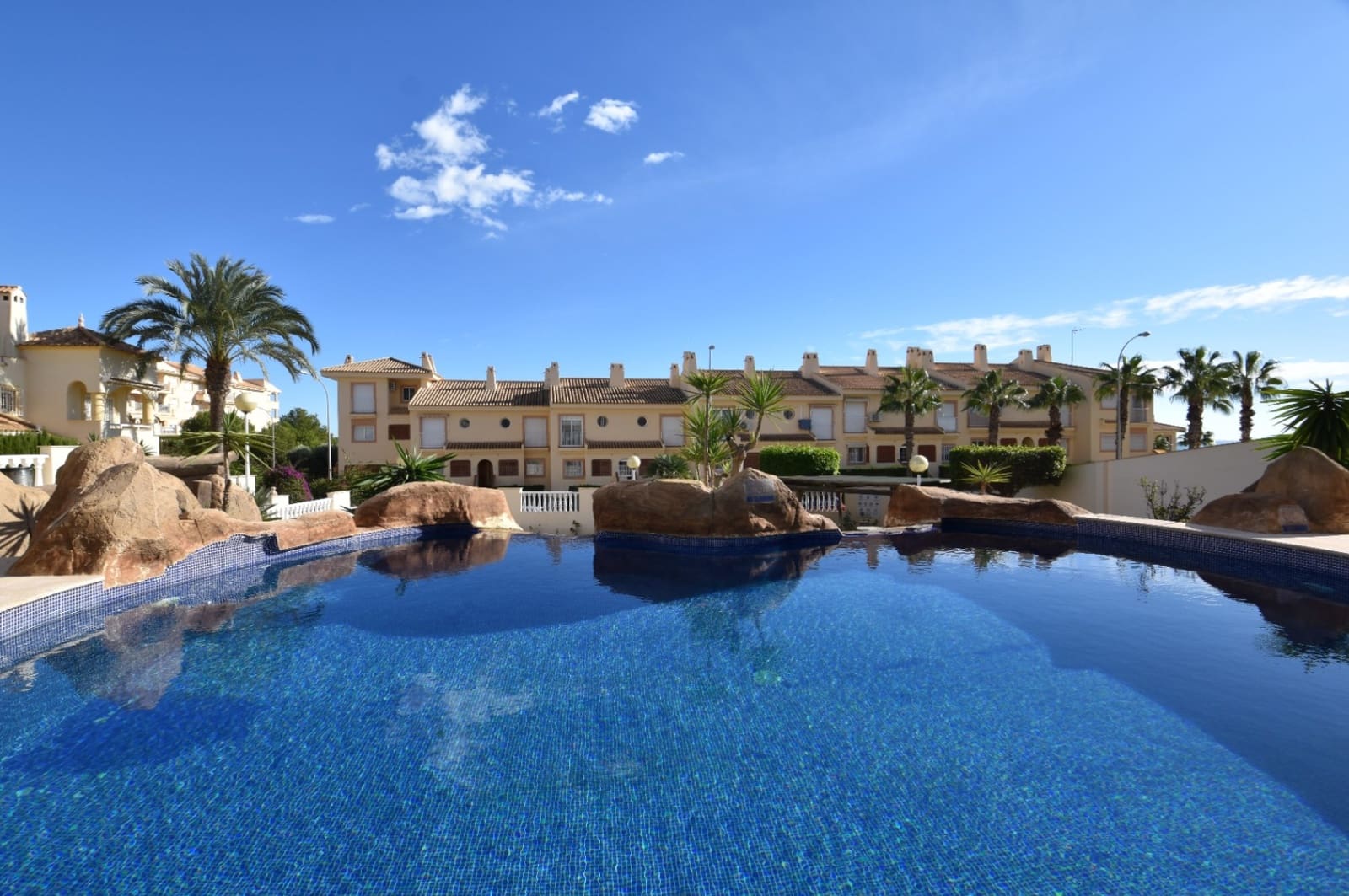 2 bedroom Apartment for sale in Campoamor with pool - € 264,500 (Ref: 8922467)