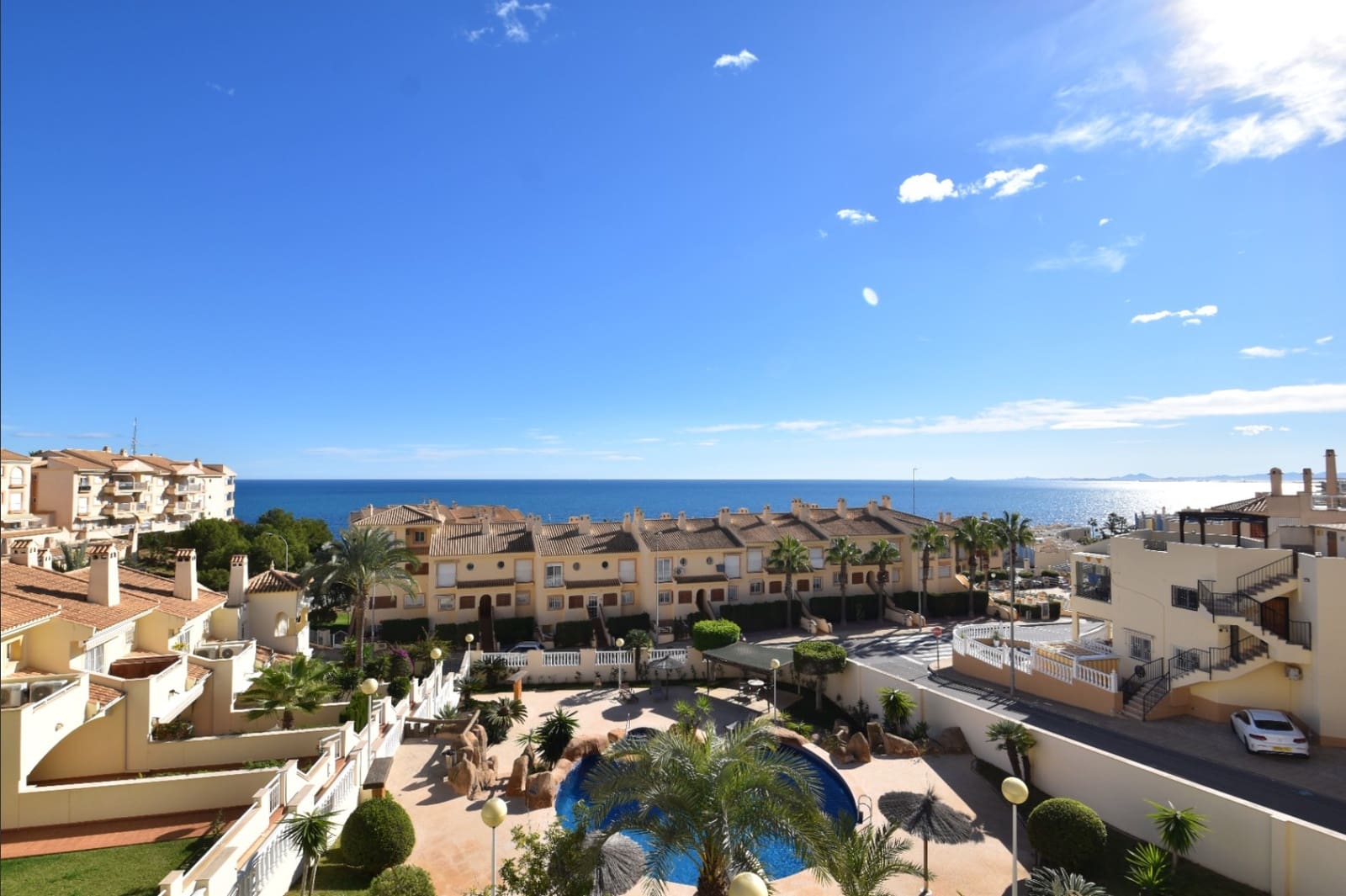 2 bedroom Apartment for sale in Campoamor with pool - € 264,500 (Ref: 8922467)