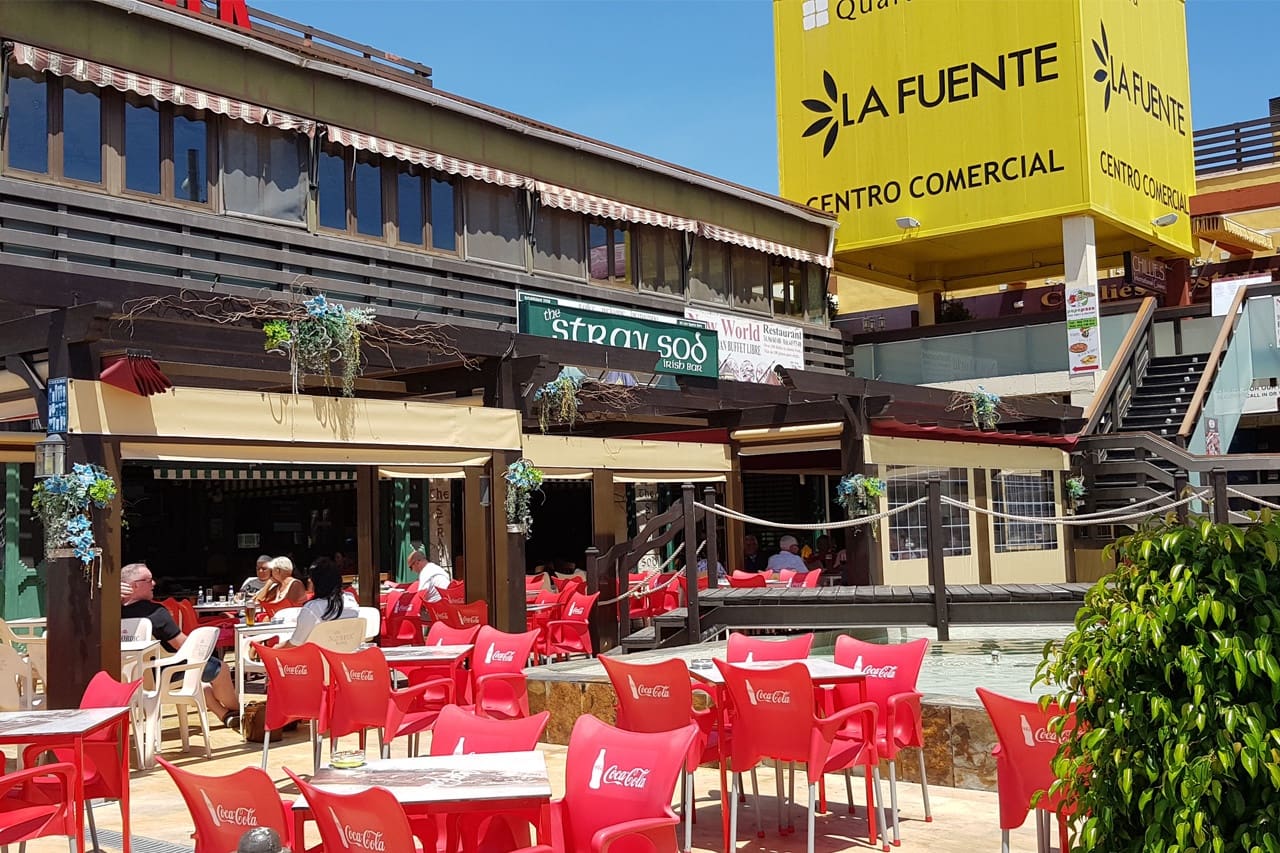 2 bedroom Apartment for sale in Villamartin with pool - € 299,000 (Ref: 8935758)