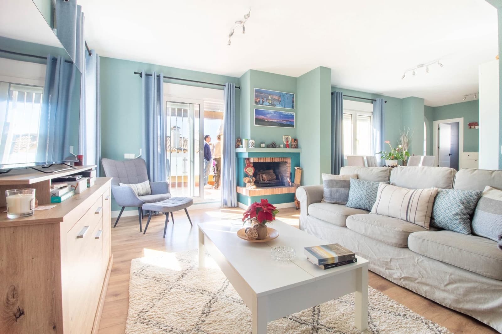 3 slaapkamer Villa te koop in Blue Lagoon met zwembad - € 425.000 (Ref: 8941818)