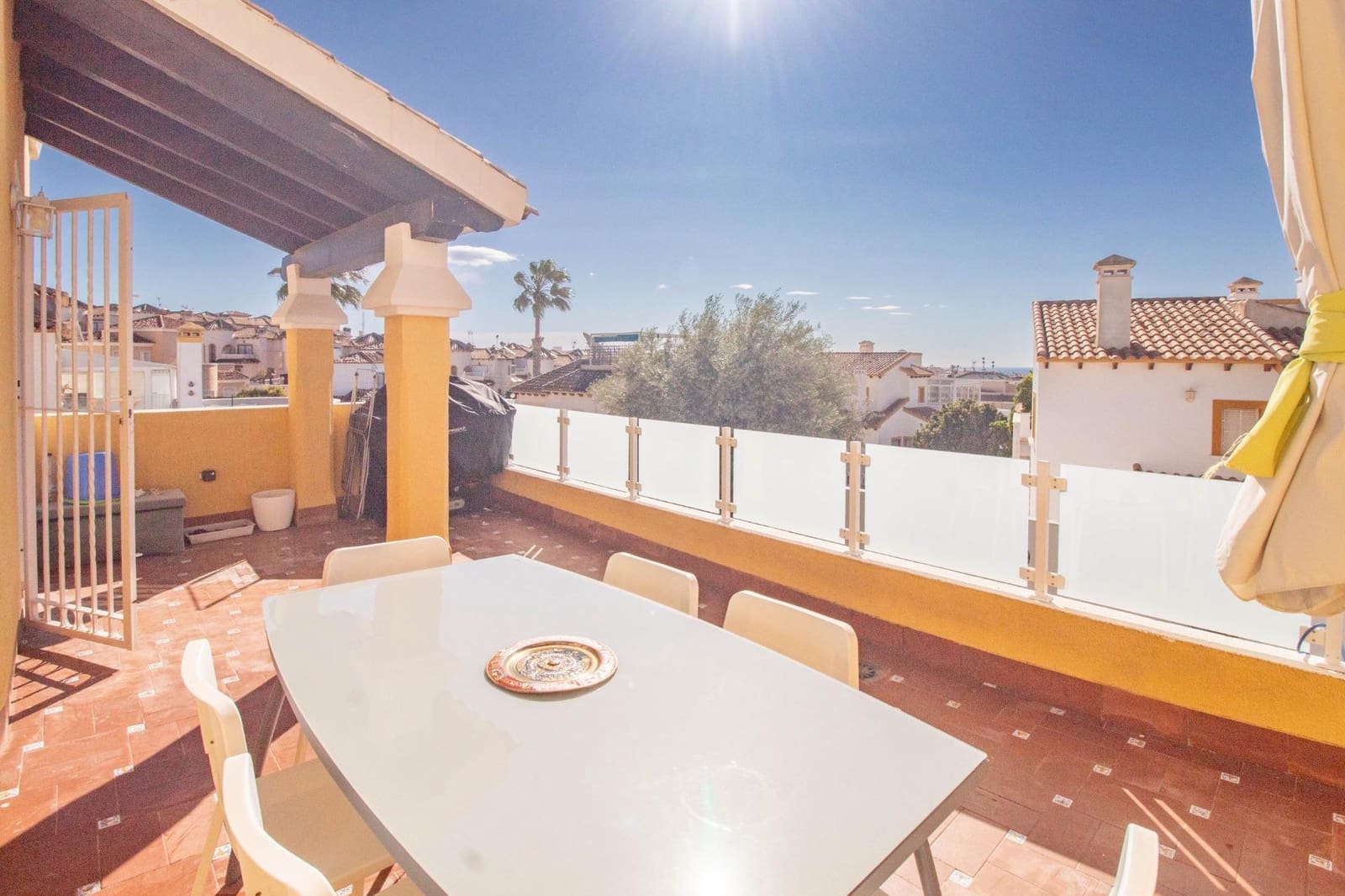 Chalet de 3 habitaciones en Blue Lagoon en venta con piscina - 425.000 € (Ref: 8941818)