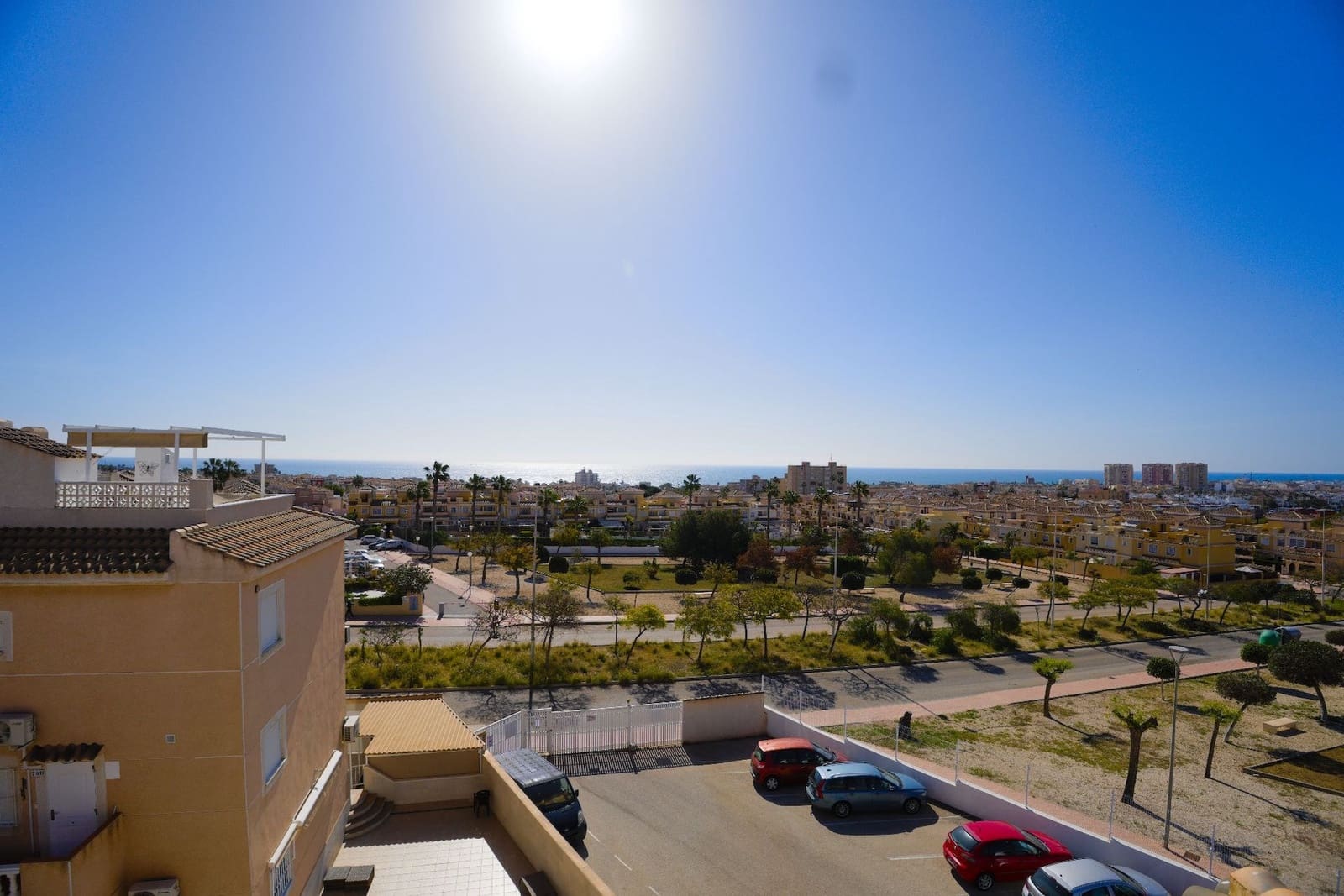 3 bedroom Townhouse for sale in Torrevieja with pool - € 208,000 (Ref: 8966858)