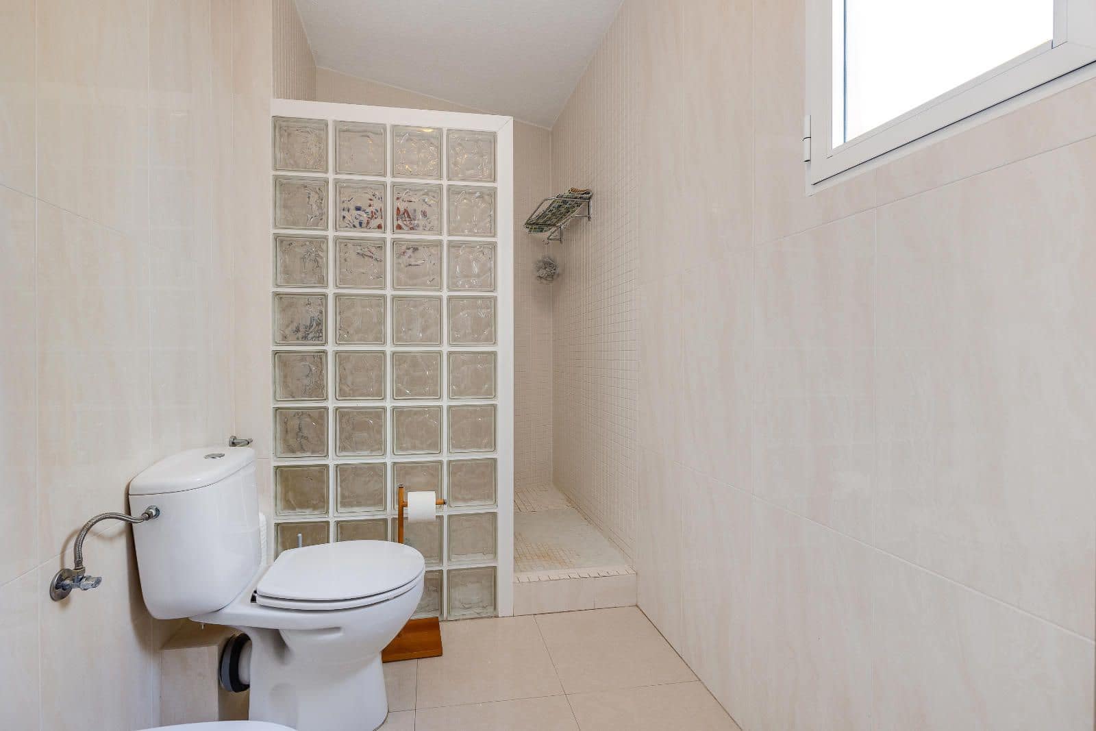 3 bedroom Apartment for sale in Los Cuarteros with pool - € 119,969 (Ref: 9021987)