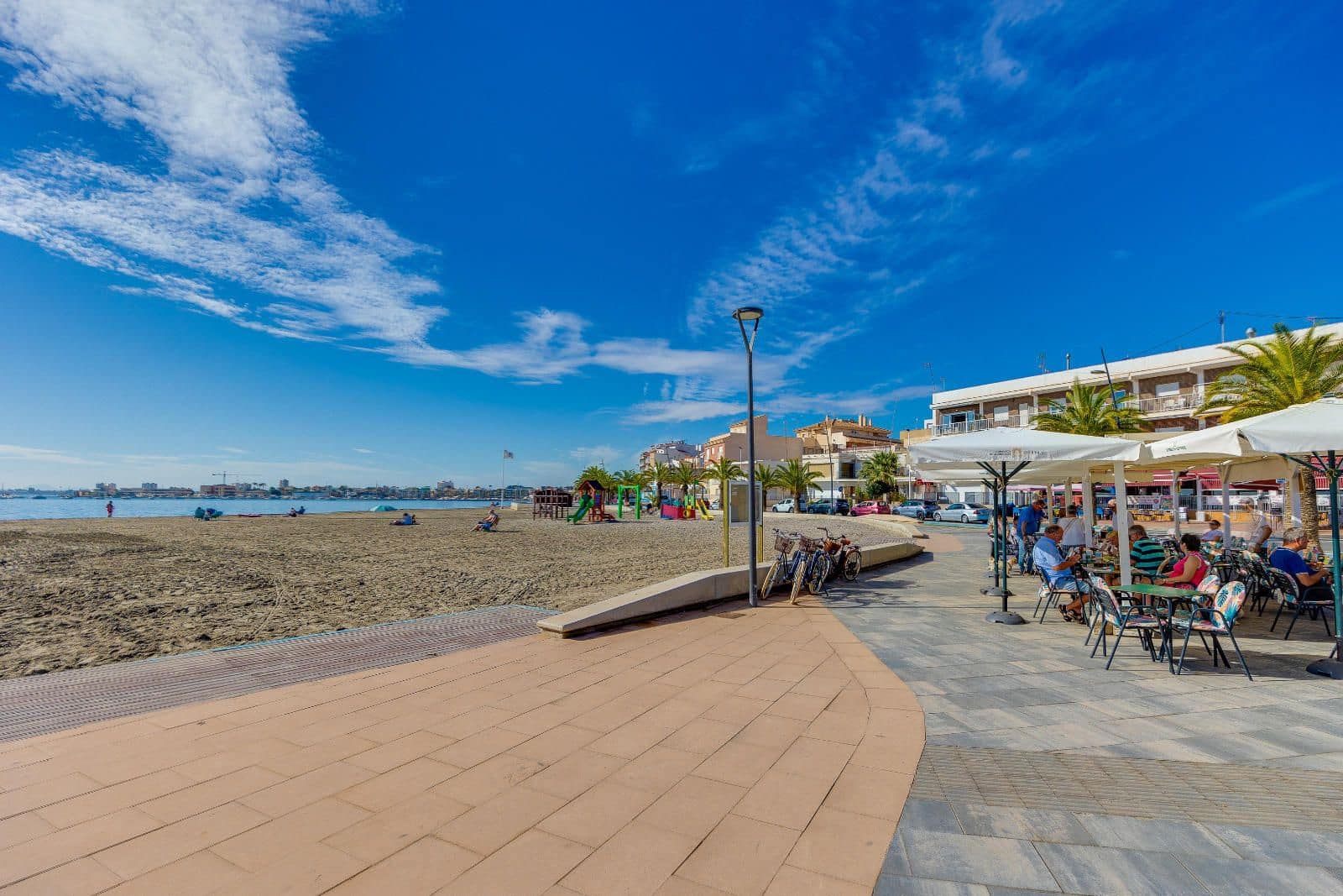 3 bedroom Apartment for sale in Los Cuarteros with pool - € 119,969 (Ref: 9021987)