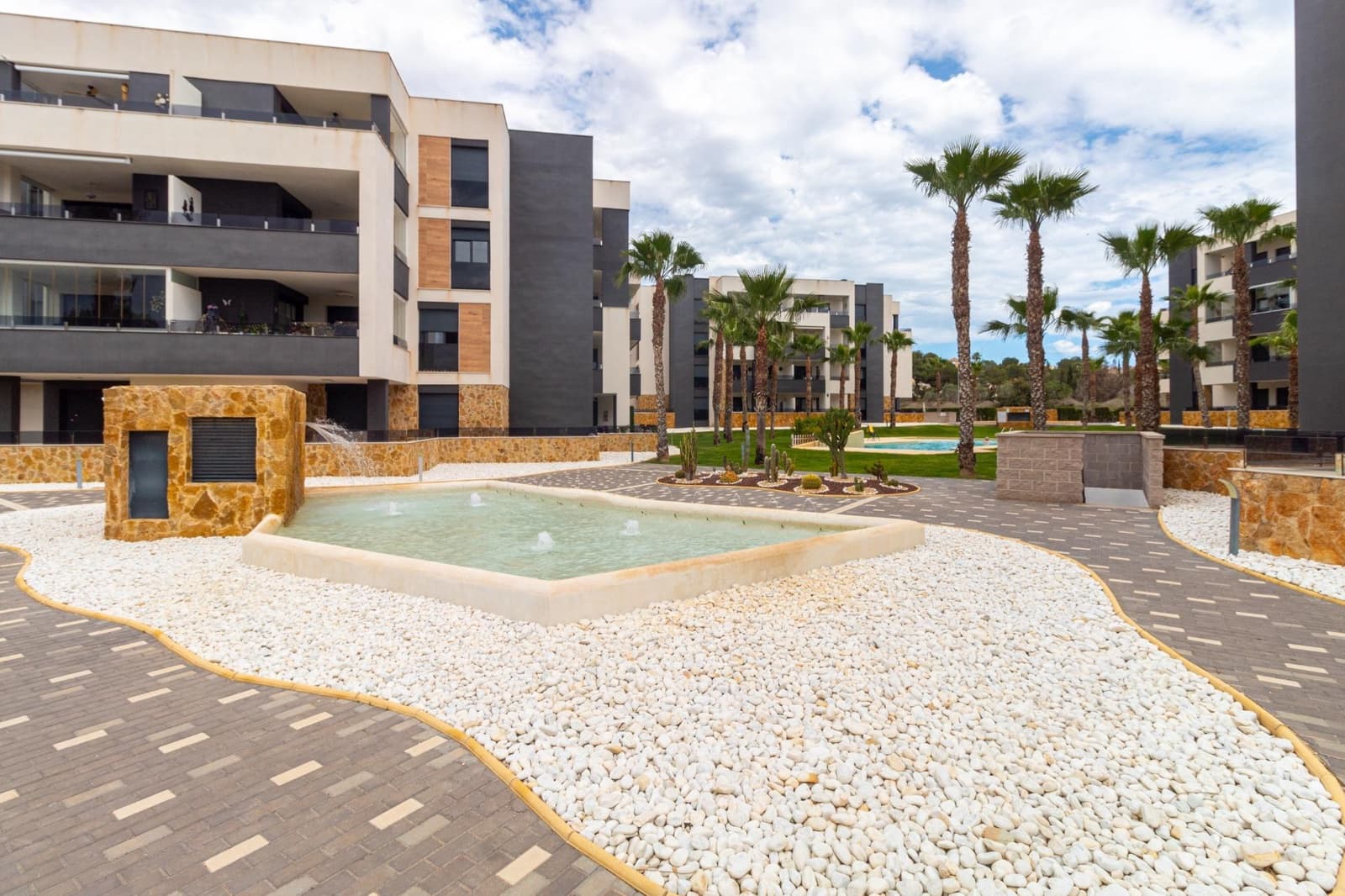 2 bedroom Apartment for sale in La Florida with pool garage - € 269,000 (Ref: 9025210)