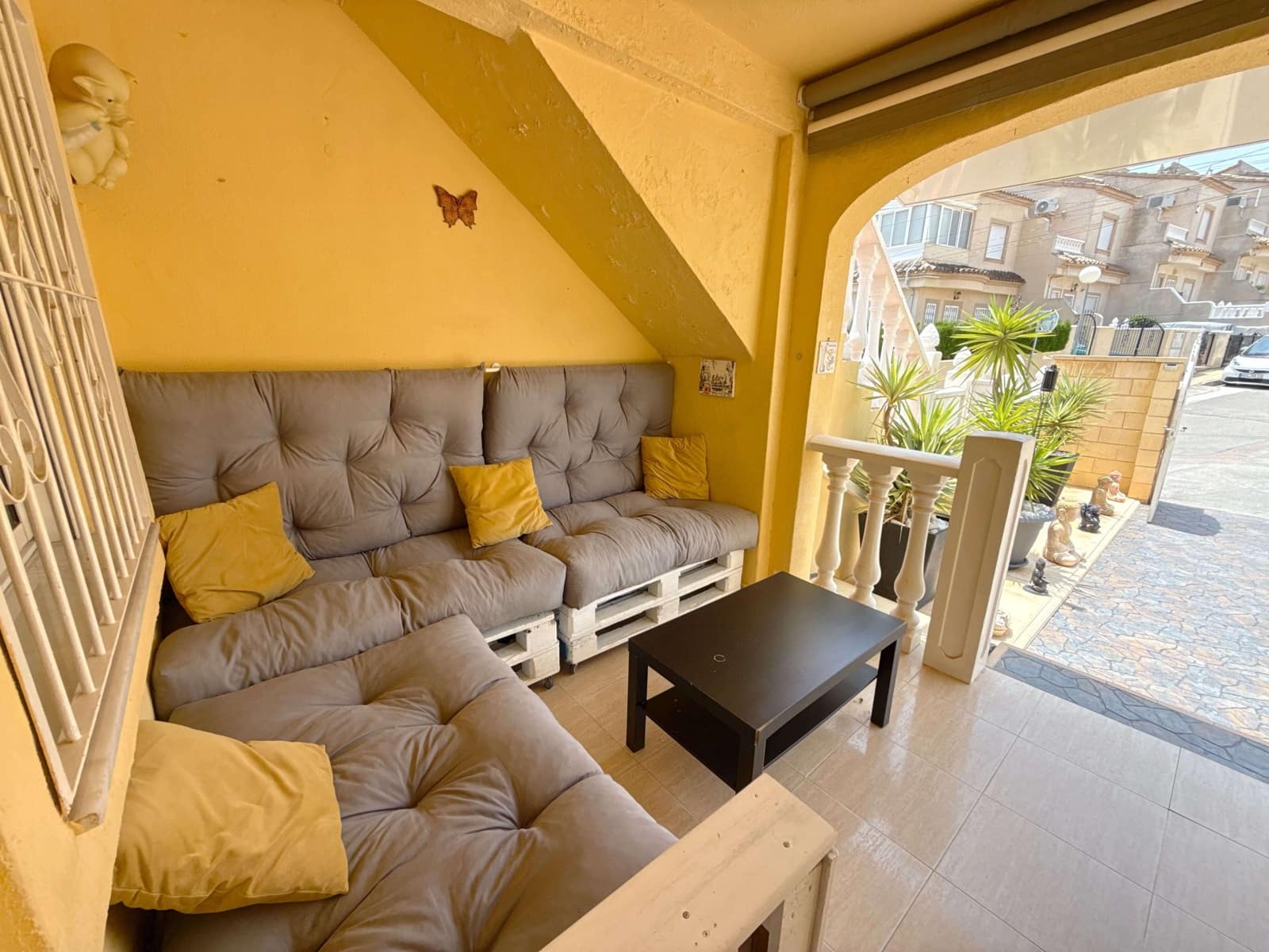 4 soveværelse Lejlighed til salg i Villamartin med swimmingpool - € 189.950 (Ref: 9033847)