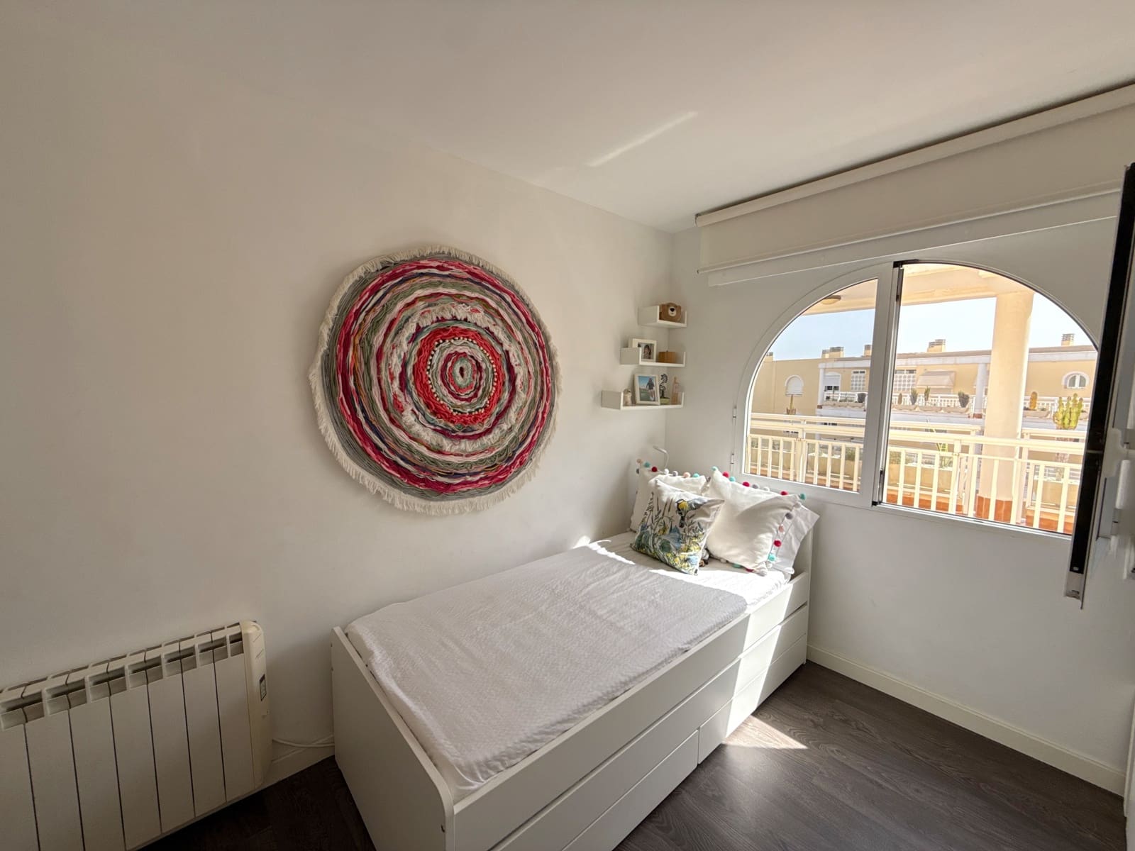 3 makuuhuone Huoneisto myytävänä paikassa Campoamor mukana uima-altaan 
autotalli - 365 000 € (Ref: 9053748)