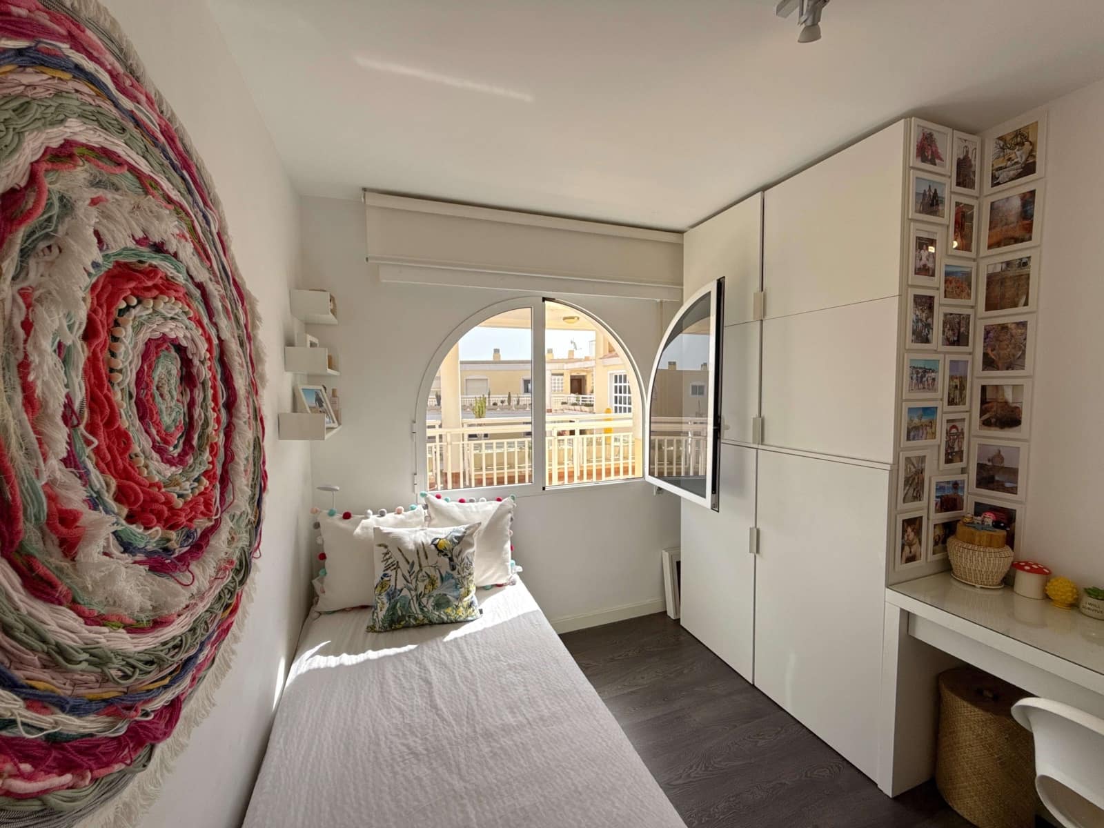 3 makuuhuone Huoneisto myytävänä paikassa Campoamor mukana uima-altaan 
autotalli - 365 000 € (Ref: 9053748)