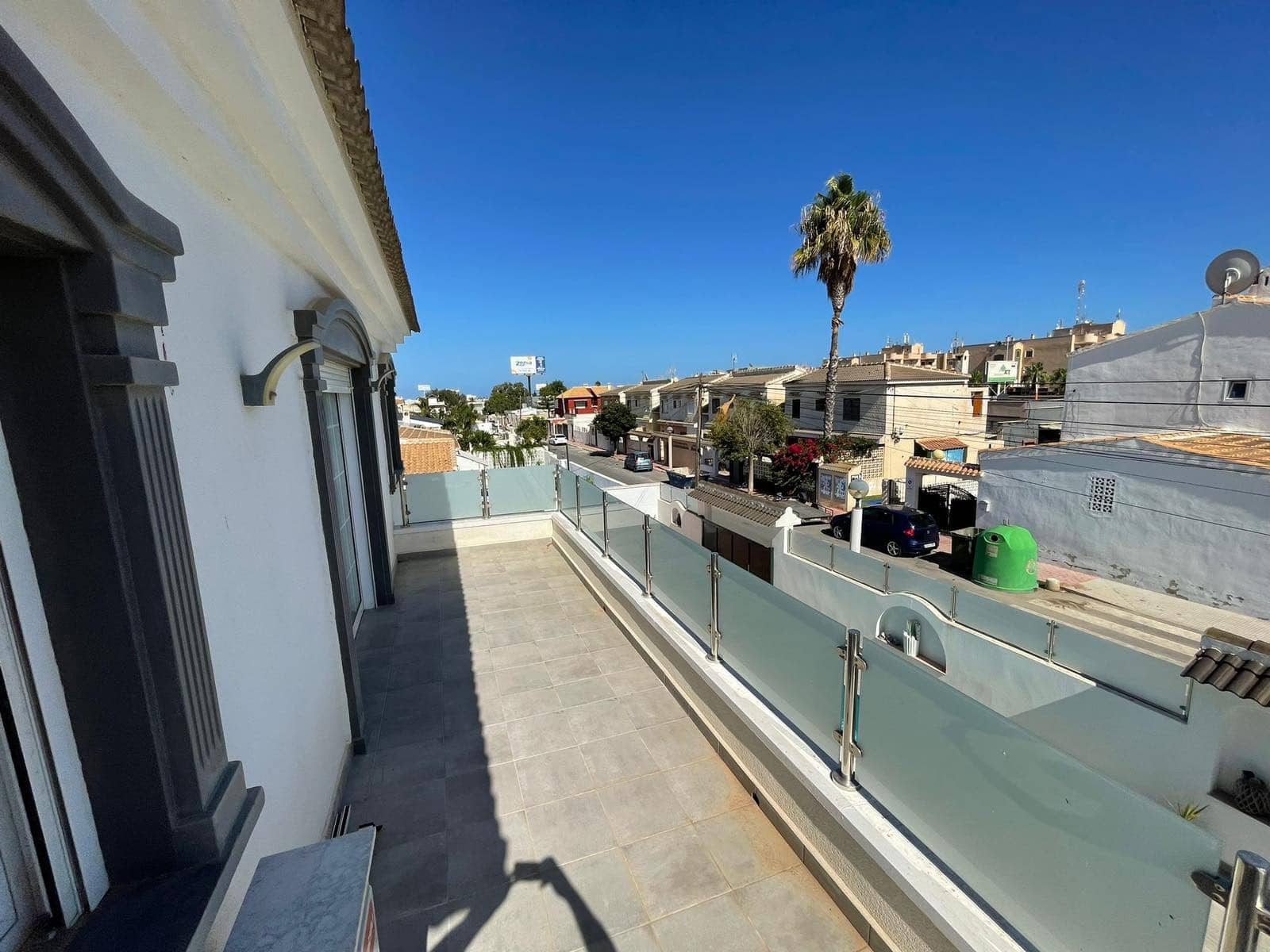 5 bedroom Villa for sale in Cabo Roig with pool garage - € 585,000 (Ref: 9064433)