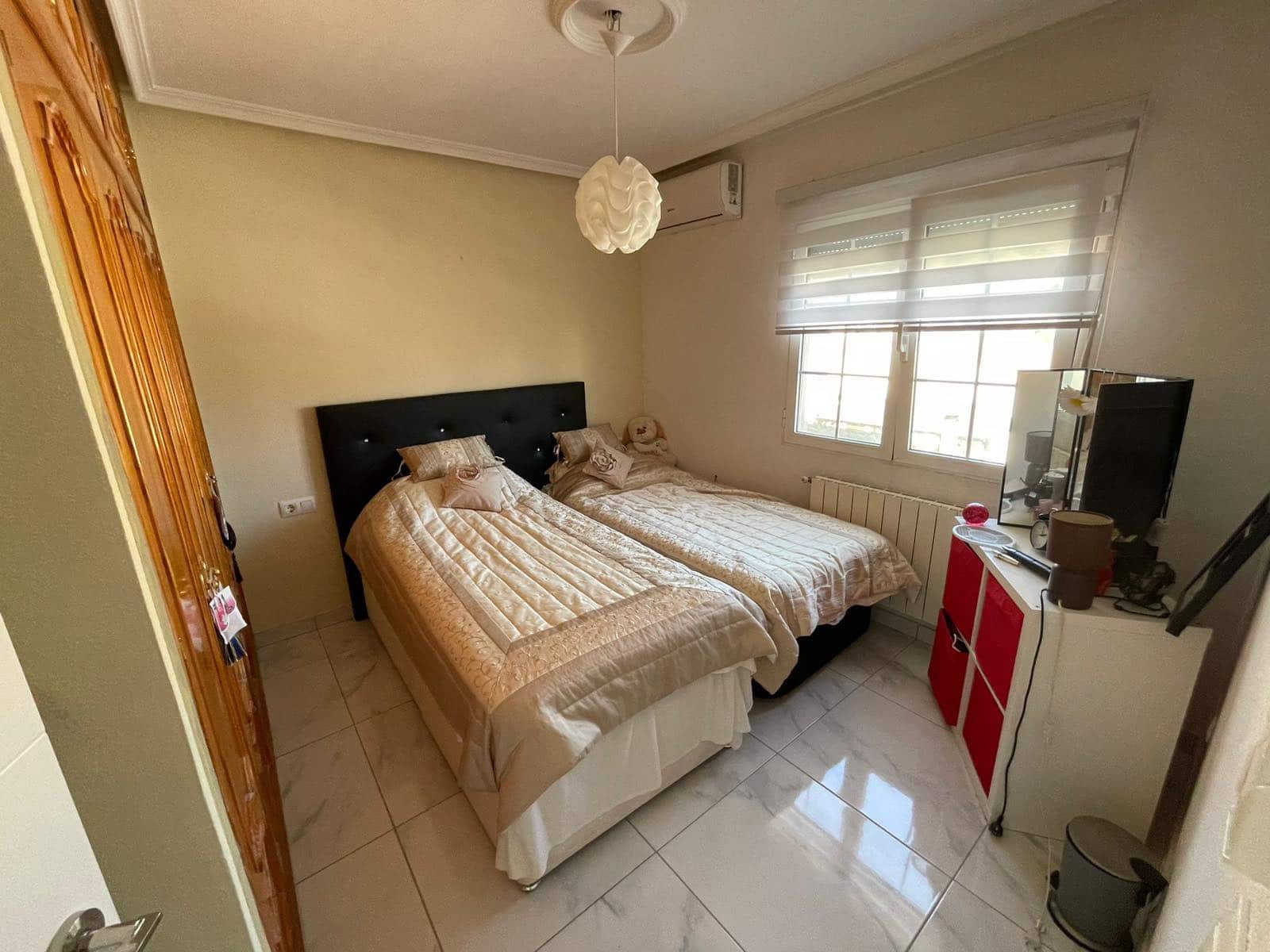 5 bedroom Villa for sale in Cabo Roig with pool garage - € 585,000 (Ref: 9064433)