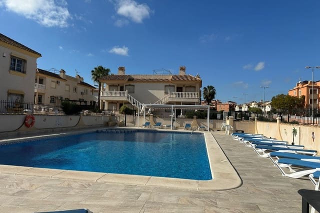 2 slaapkamer Appartement te koop in Villamartin, Orihuela met zwembad - € 159.000 (Ref: 9094548)