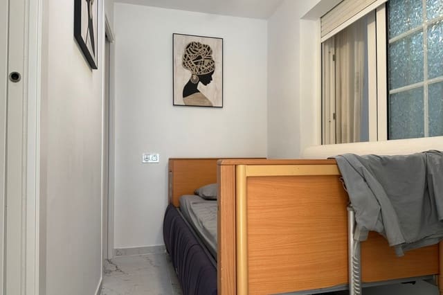 2 slaapkamer Appartement te koop in Villamartin, Orihuela met zwembad - € 159.000 (Ref: 9094548)