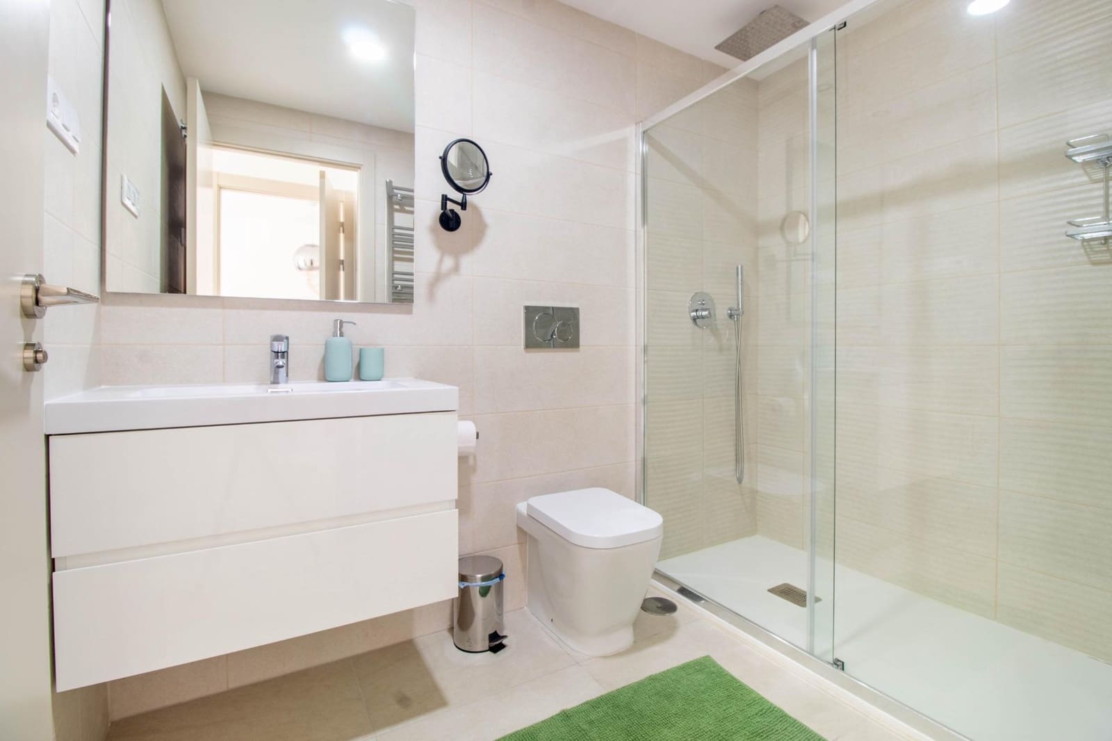 2 bedroom Apartment for sale in Playa Flamenca with pool - € 395,000 (Ref: 9105213)