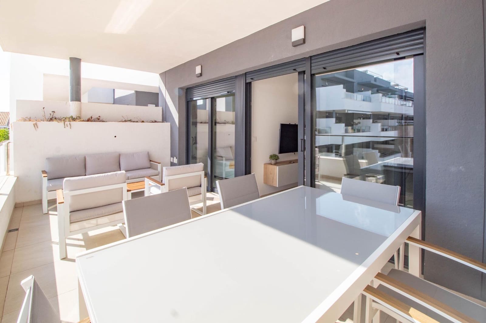 2 bedroom Apartment for sale in Playa Flamenca with pool - € 395,000 (Ref: 9105213)