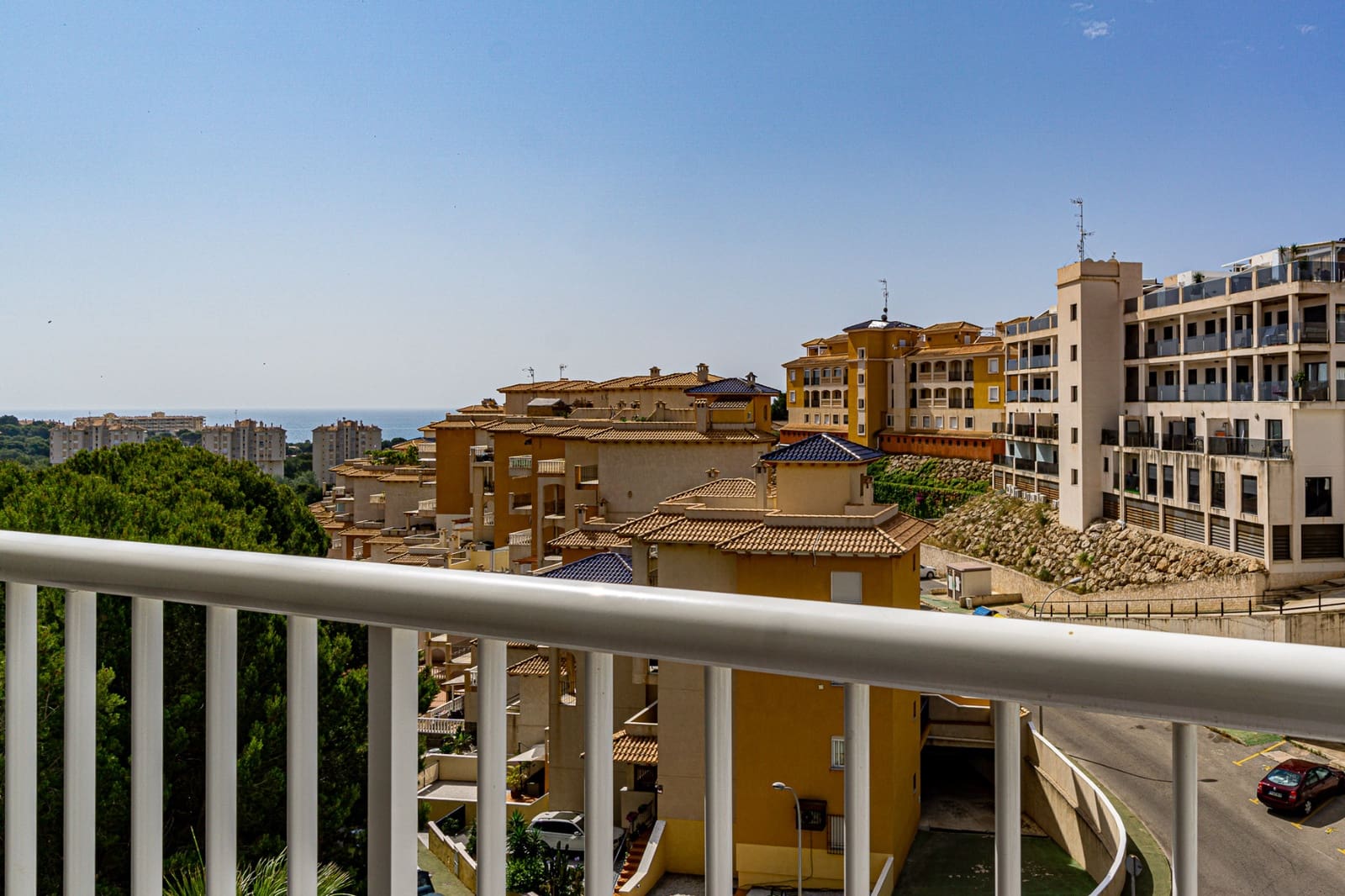 2 bedroom Apartment for sale in Campoamor with pool - € 219,000 (Ref: 9105218)