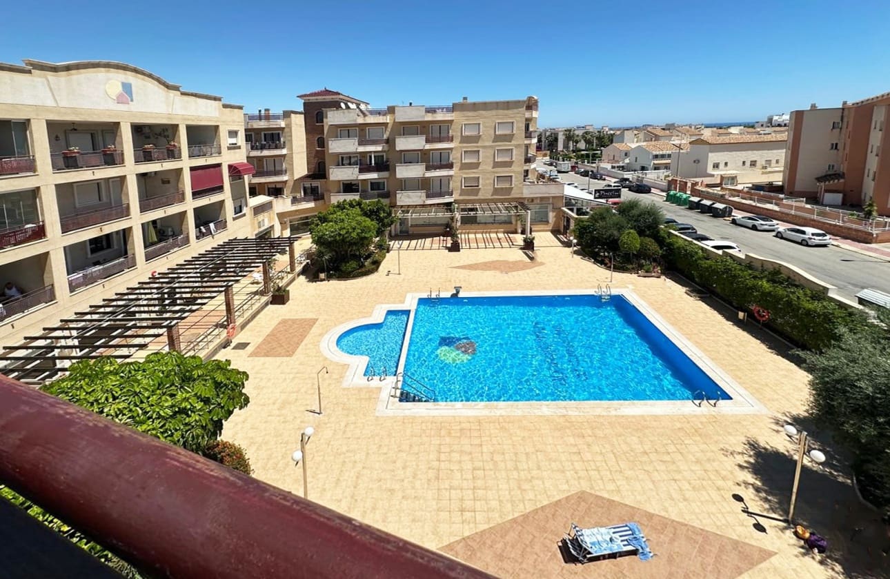 2 bedroom Apartment for sale in Orihuela Costa with pool - € 186,000 (Ref: 9115222)