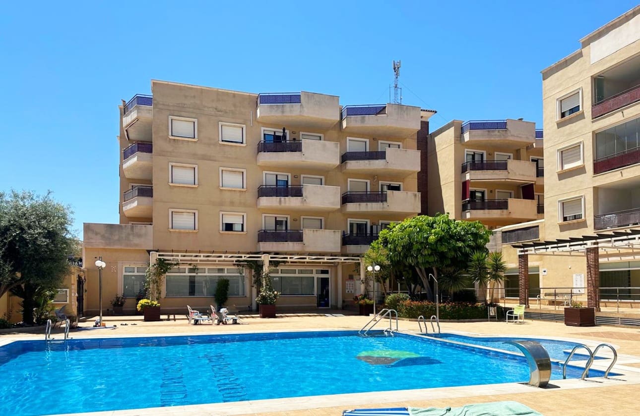2 bedroom Apartment for sale in Orihuela Costa with pool - € 186,000 (Ref: 9115222)