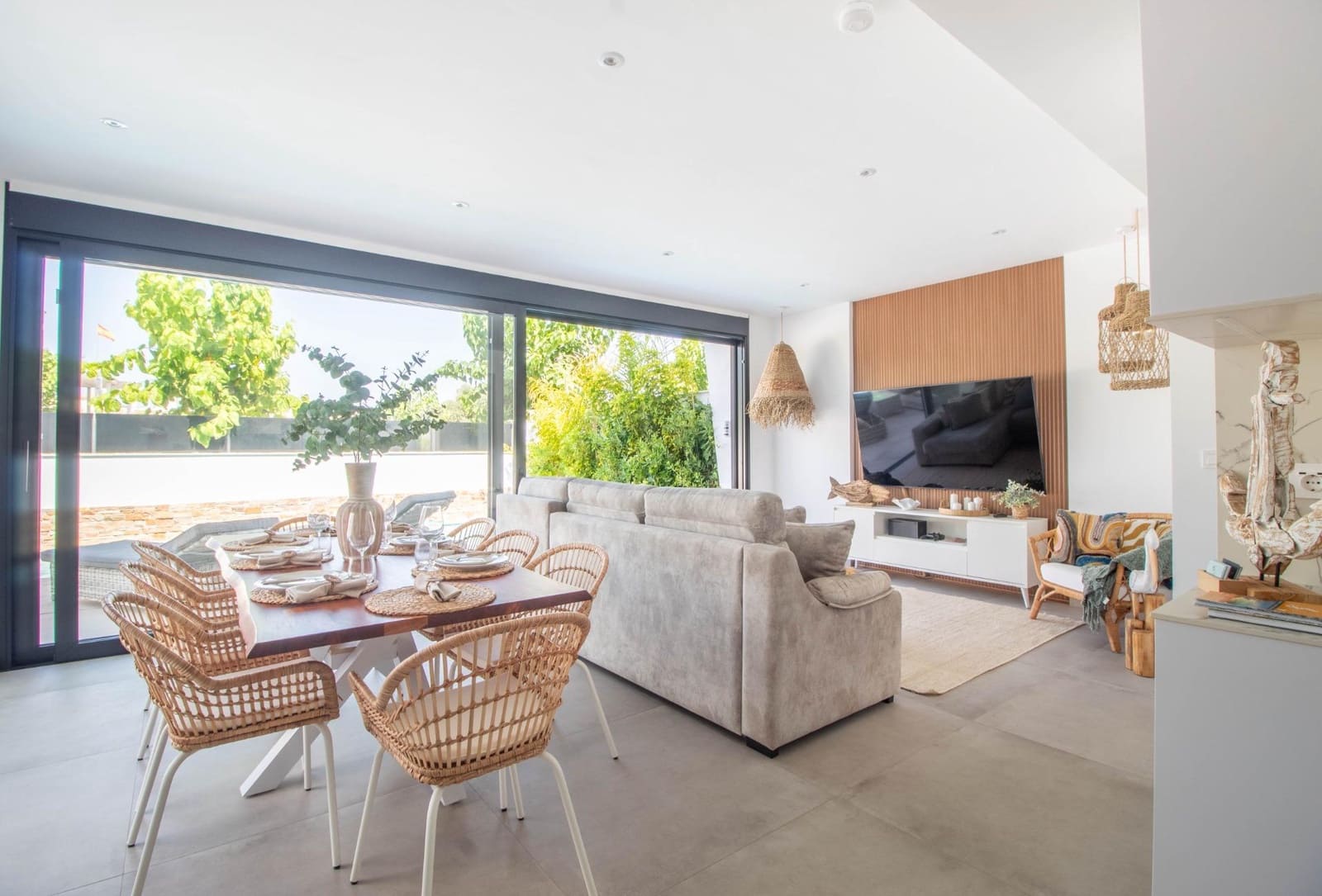 3 soveværelse Rækkehus til salg i Santiago de la Ribera med swimmingpool garage - € 735.000 (Ref: 9115223)