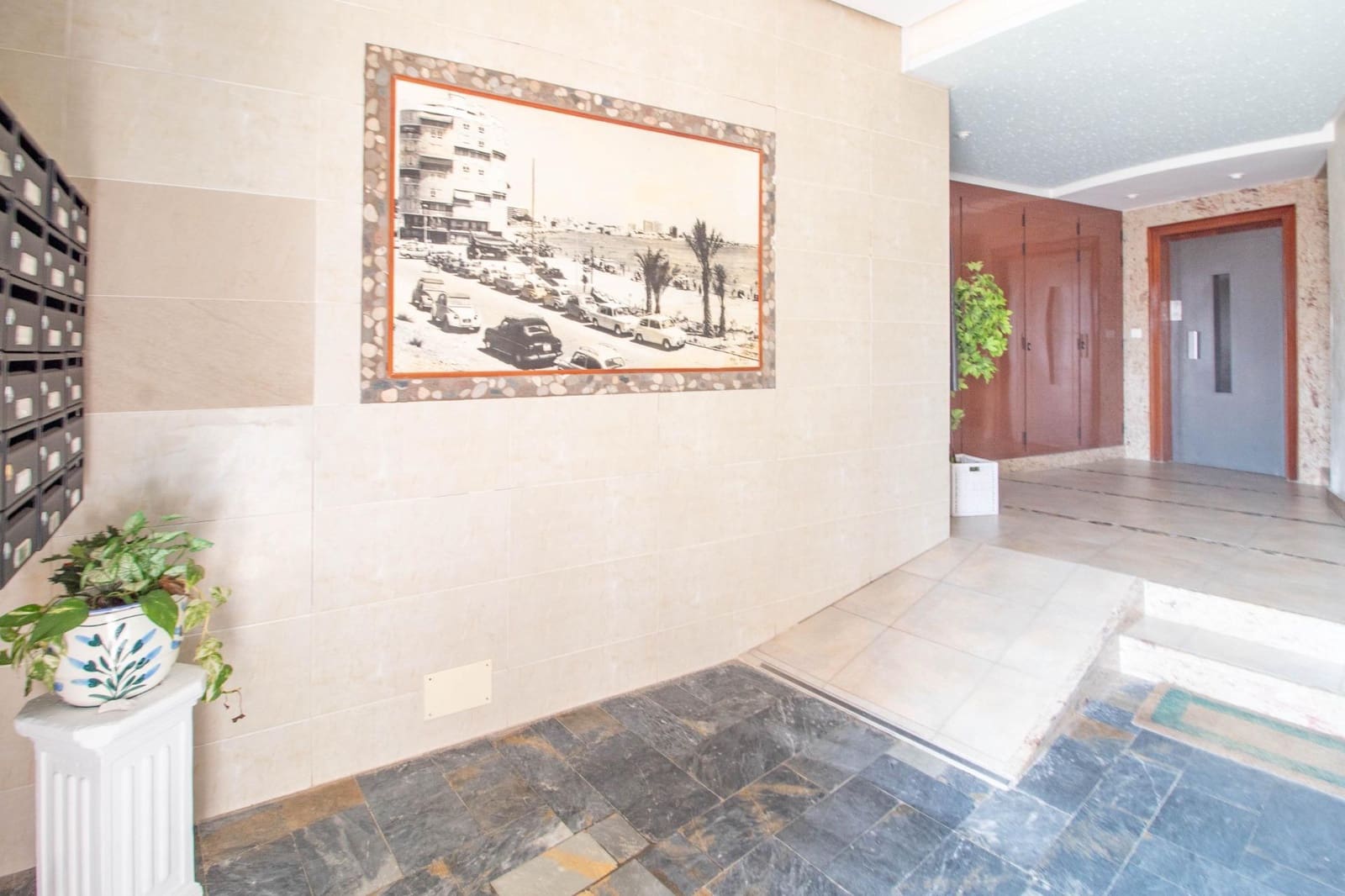 3 soverom Leilighet til salgs i Torrevieja med svømmebasseng - € 390 000 (Ref: 9146427)