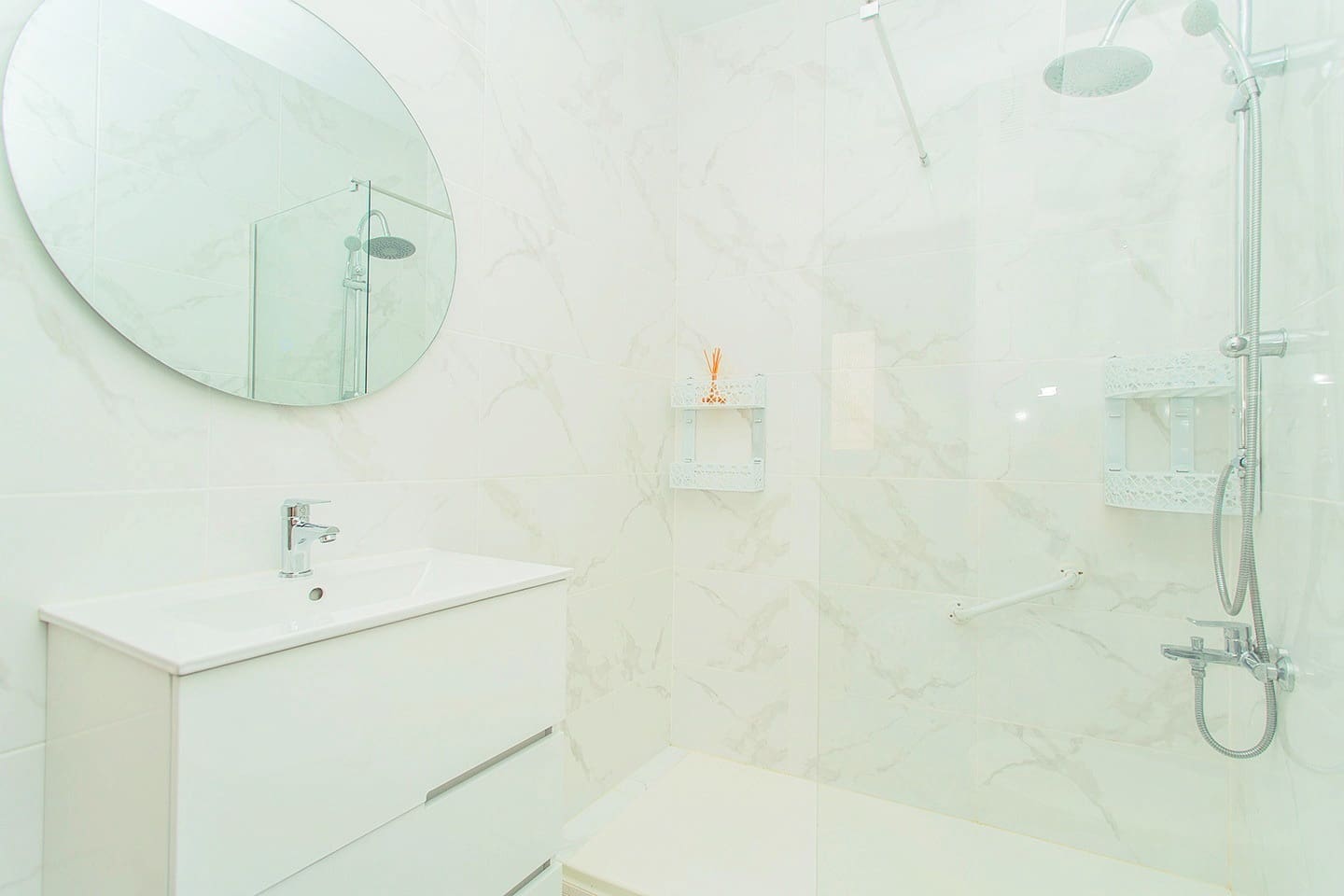 3 makuuhuone Asunto myytävänä paikassa Torrevieja mukana uima-altaan - 200 000 € (Ref: 9146436)