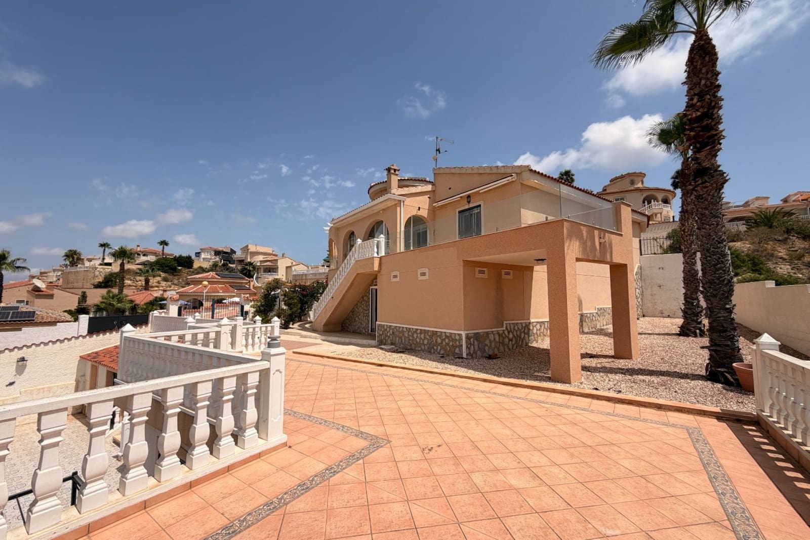 5 bedroom Villa for sale in Ciudad Quesada with pool - € 647,000 (Ref: 9146443)