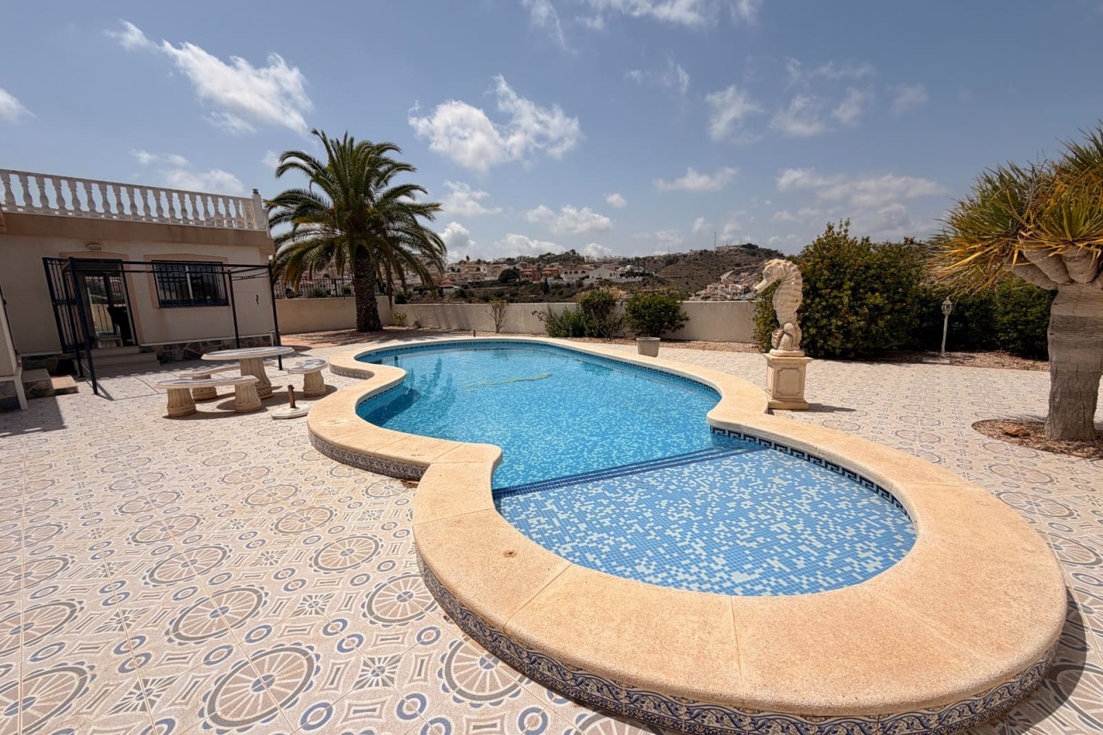 5 bedroom Villa for sale in Ciudad Quesada with pool - € 647,000 (Ref: 9146443)