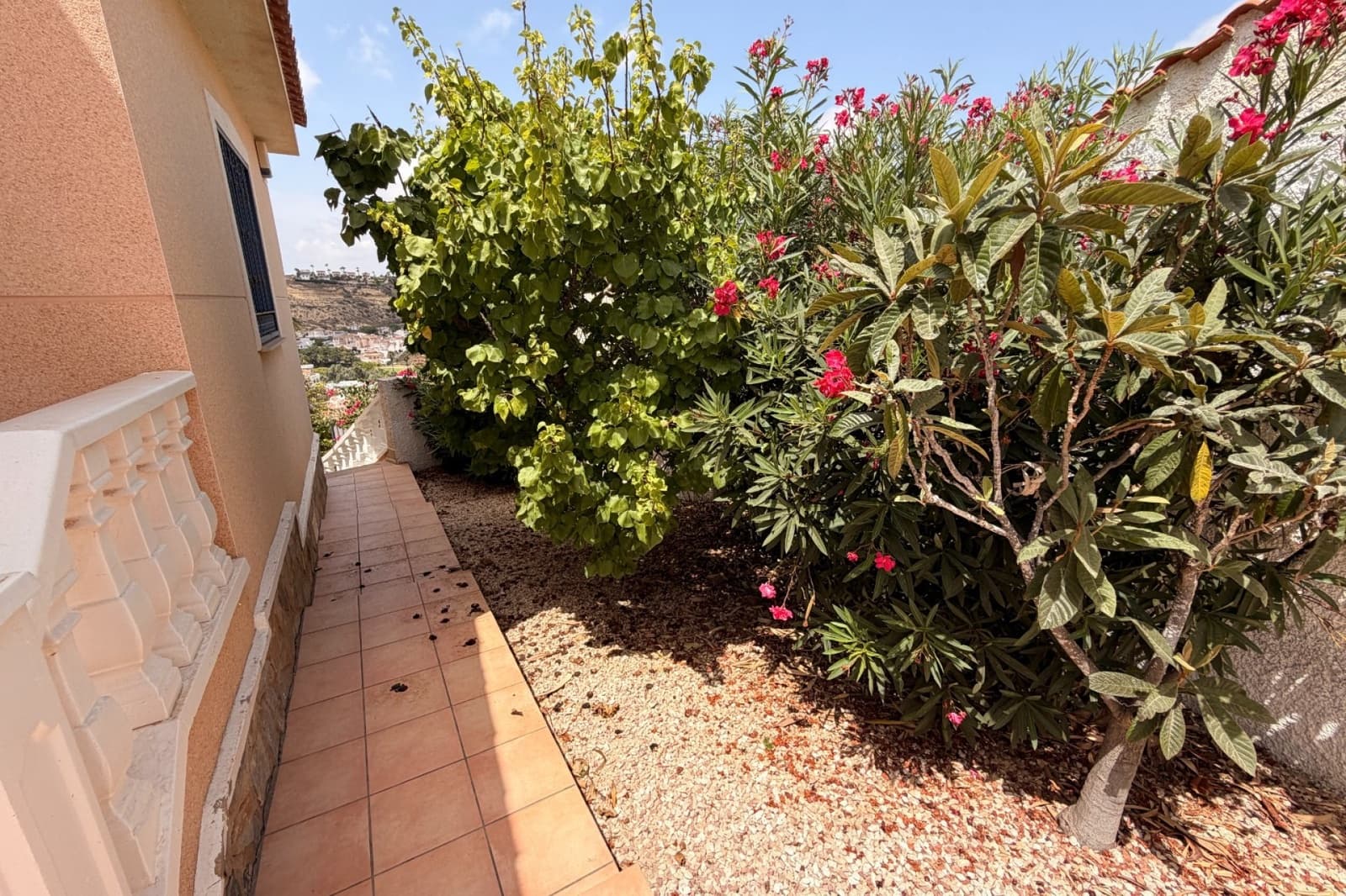 5 bedroom Villa for sale in Ciudad Quesada with pool - € 647,000 (Ref: 9146443)