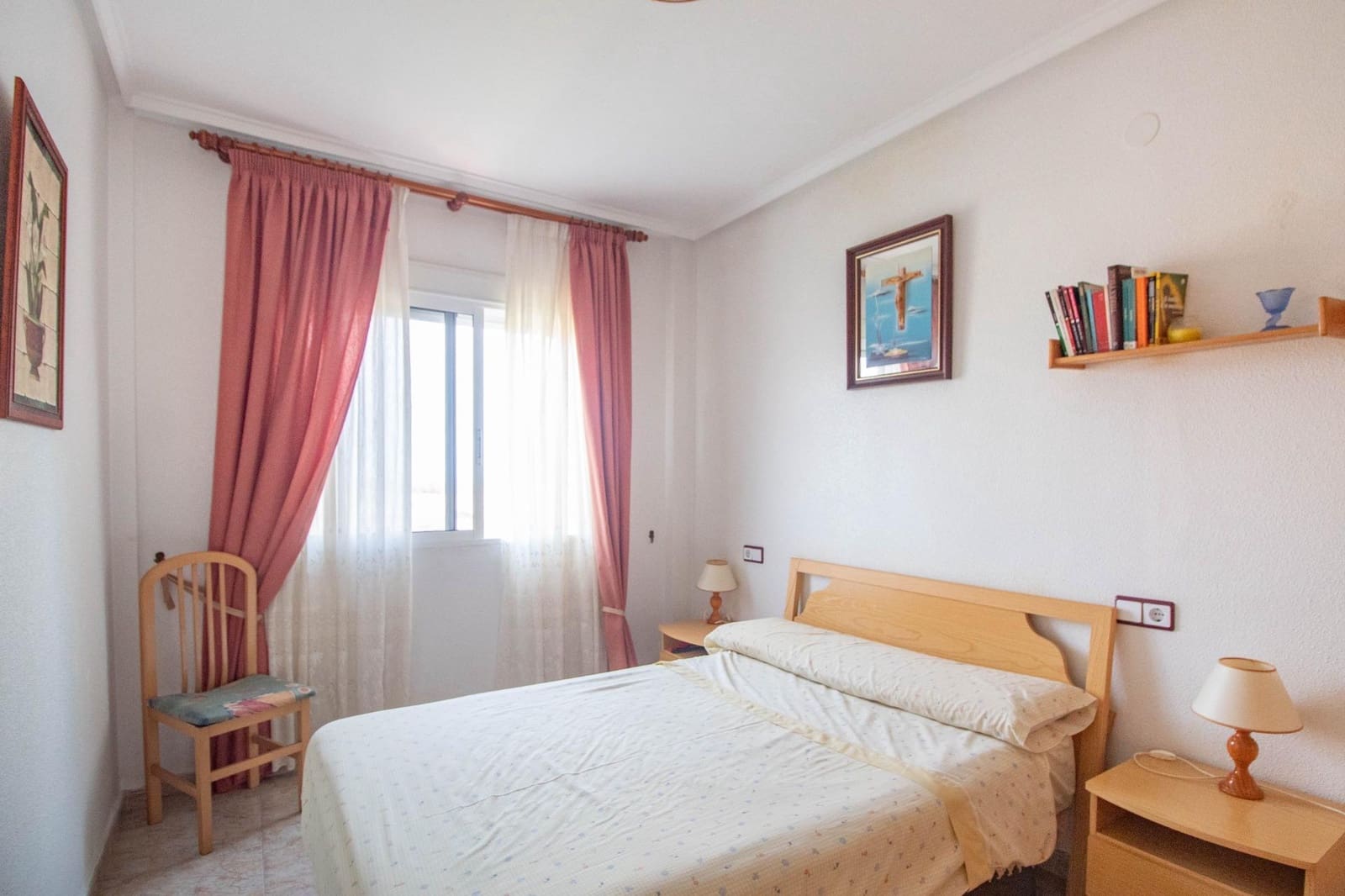 2 chambre Penthouse à vendre à Torrevieja avec piscine - 139 900 € (Ref: 9194830)