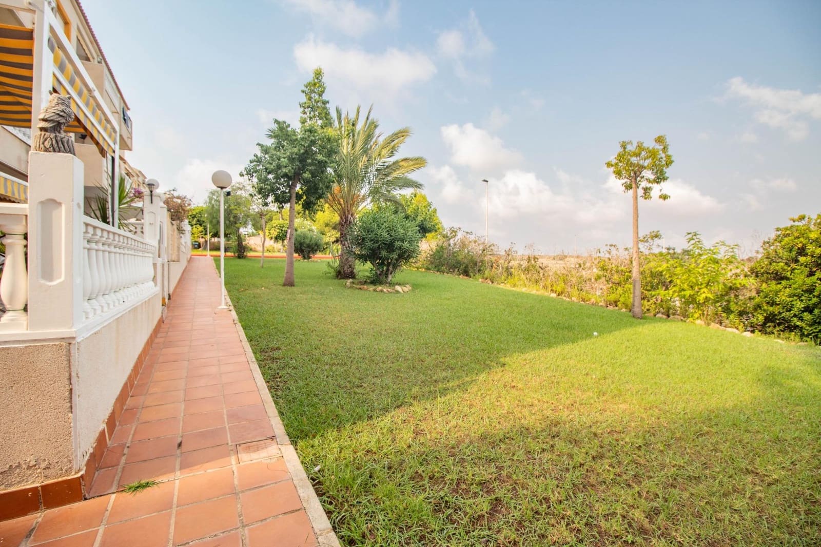 2 chambre Penthouse à vendre à Torrevieja avec piscine - 139 900 € (Ref: 9194830)