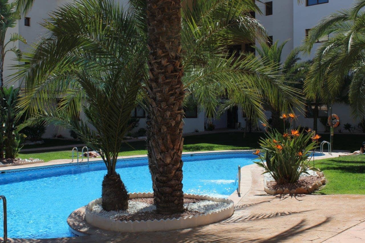 2 bedroom Apartment for sale in Punta Prima with pool - € 330,000 (Ref: 9218996)