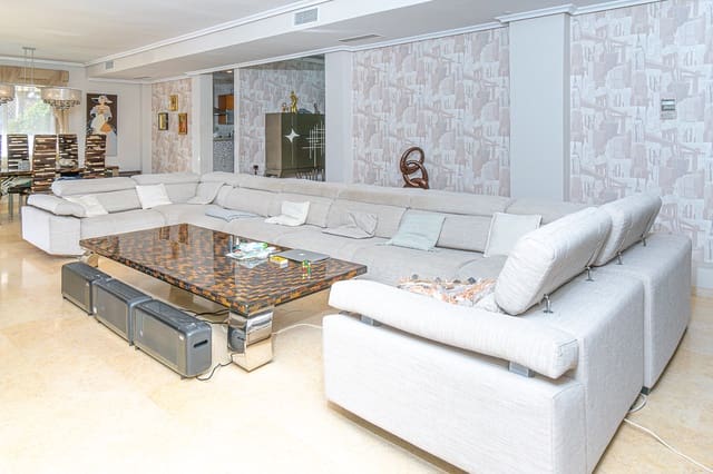 5 soverom Villa til salgs i Cañada del Molino, Torrevieja med svømmebasseng - € 1 170 000 (Ref: 9218997)