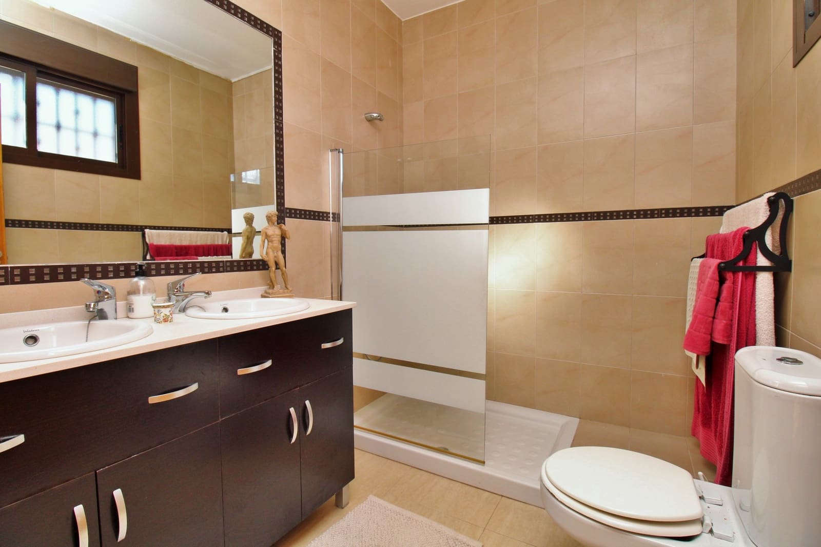 2 bedroom Villa for sale in Villamartin with pool - € 259,000 (Ref: 9254018)