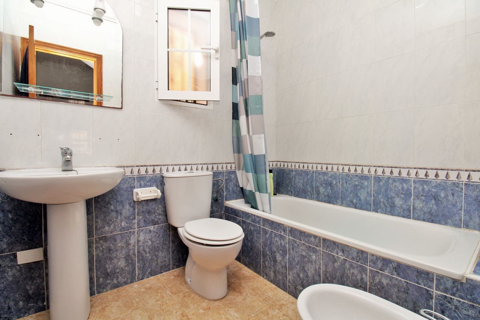 3 soveværelse Byhus til salg i Villamartin med swimmingpool - € 164.900 (Ref: 9254022)