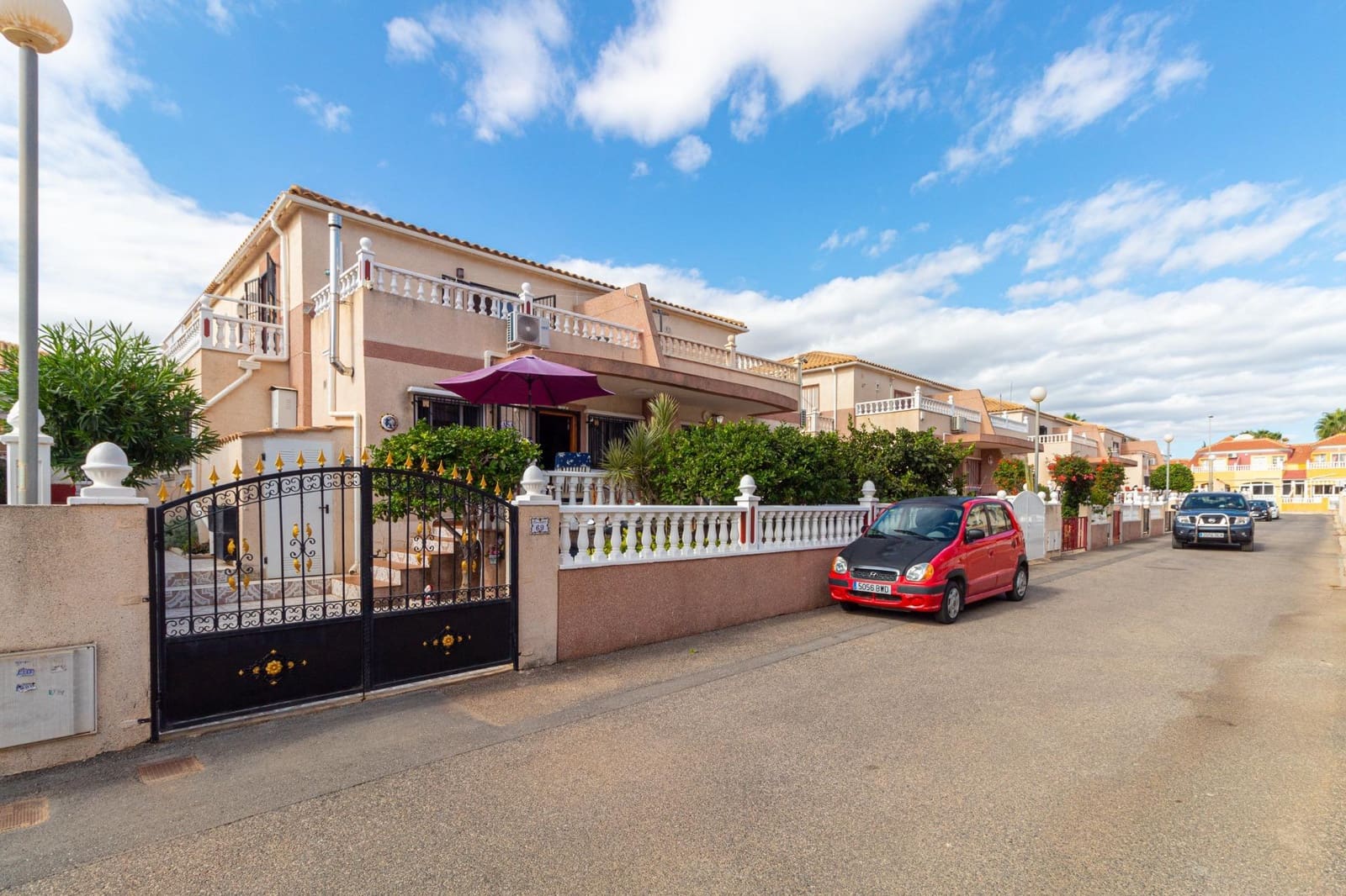 3 makuuhuone Rivitalo myytävänä paikassa Cabo Roig mukana uima-altaan - 219 000 € (Ref: 9267742)