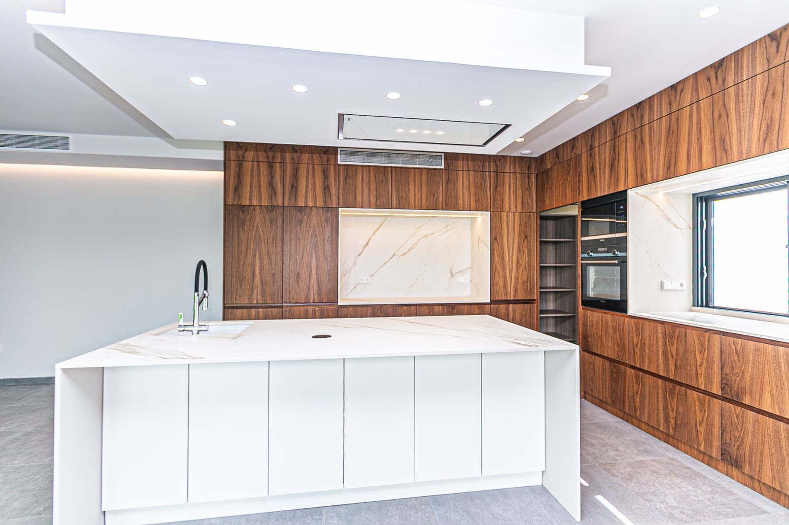 5 soveværelse Villa til salg i San Pedro del Pinatar med swimmingpool garage - € 1.300.000 (Ref: 9306901)