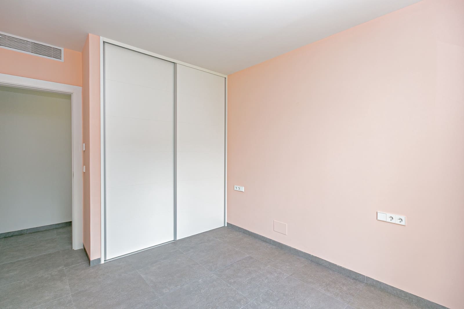 5 soveværelse Villa til salg i San Pedro del Pinatar med swimmingpool garage - € 1.300.000 (Ref: 9306901)