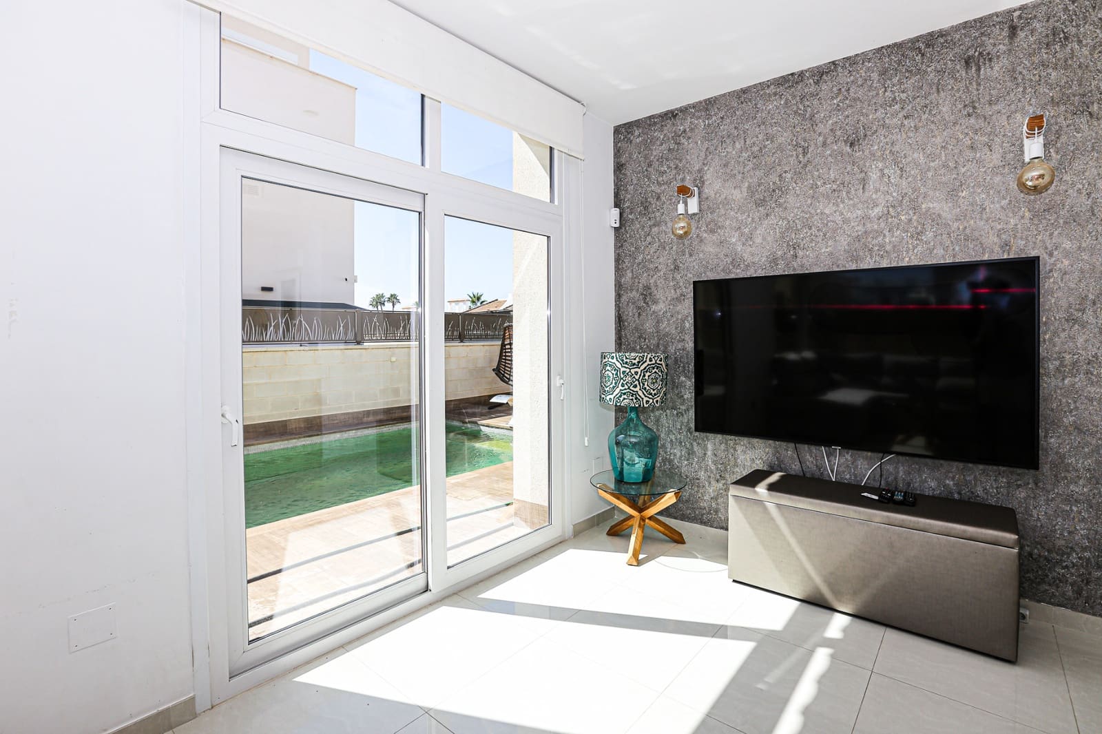 3 bedroom Villa for sale in Ciudad Quesada with pool - € 550,000 (Ref: 9311882)