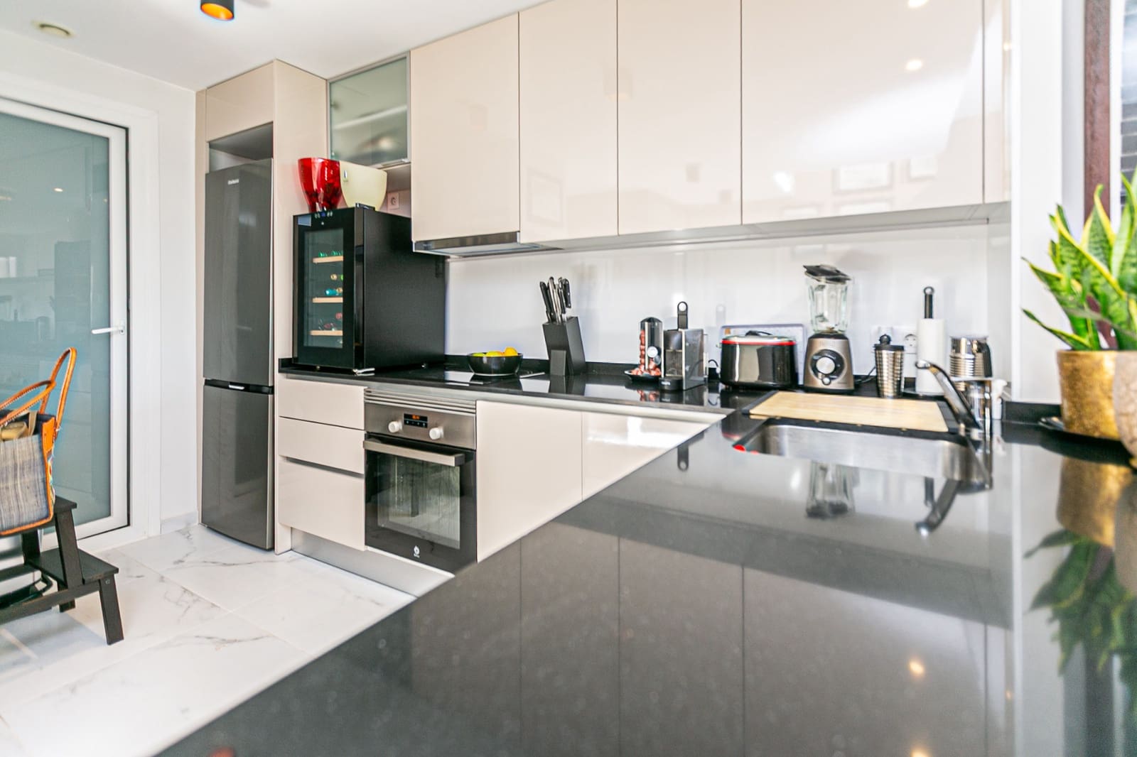 2 soveværelse Penthouse til salg i Playa Flamenca med swimmingpool garage - € 495.000 (Ref: 9325354)