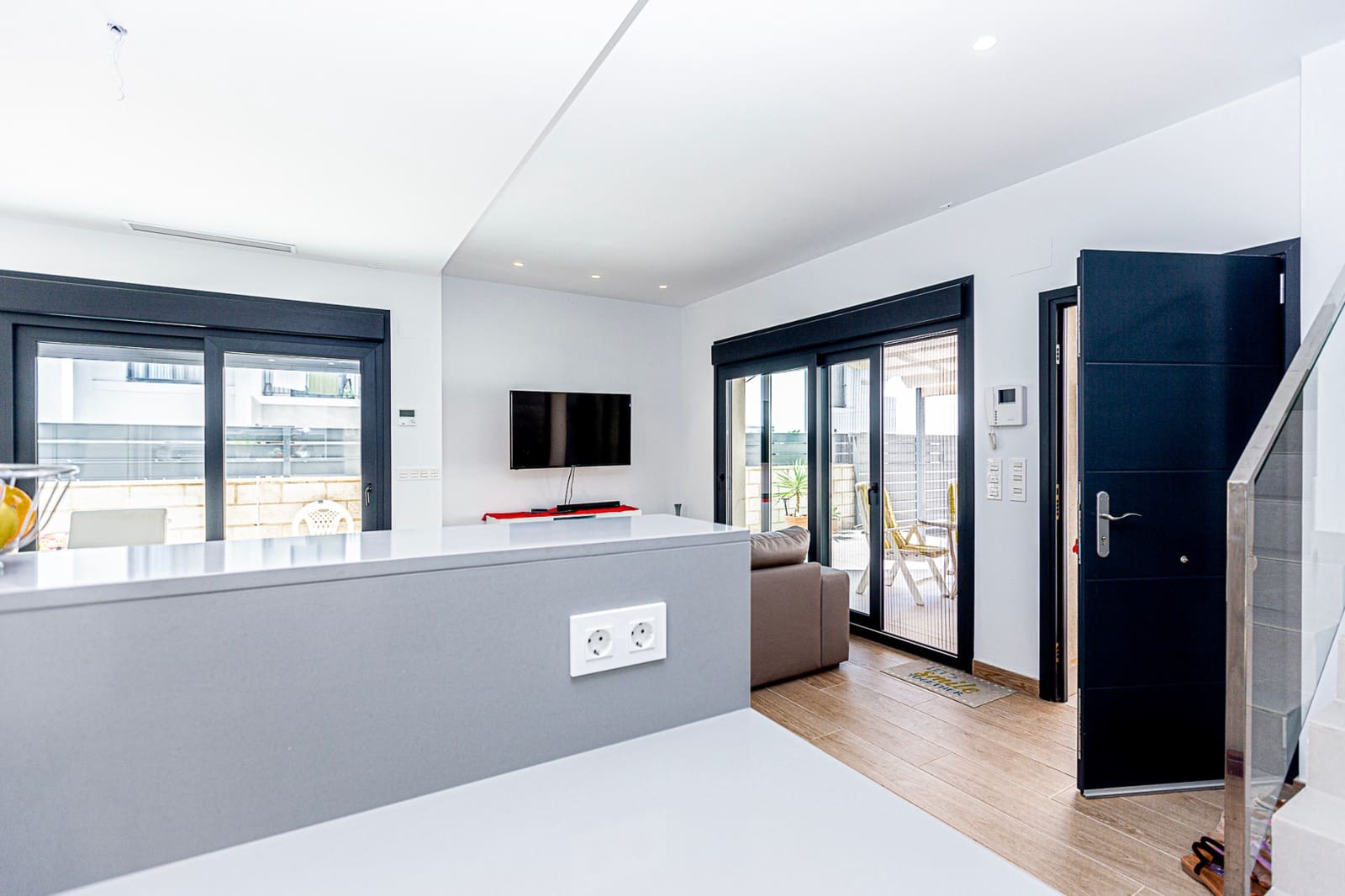 3 bedroom Villa for sale in Ciudad Quesada with pool - € 405,000 (Ref: 9325360)