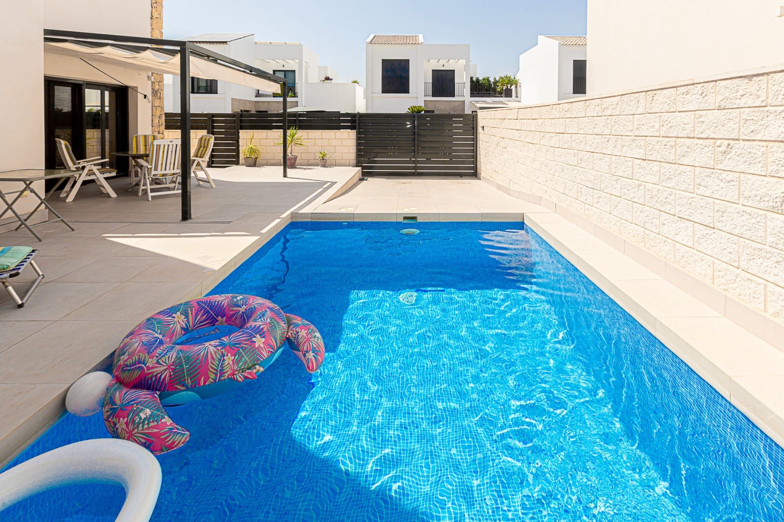 3 bedroom Villa for sale in Ciudad Quesada with pool - € 405,000 (Ref: 9325360)