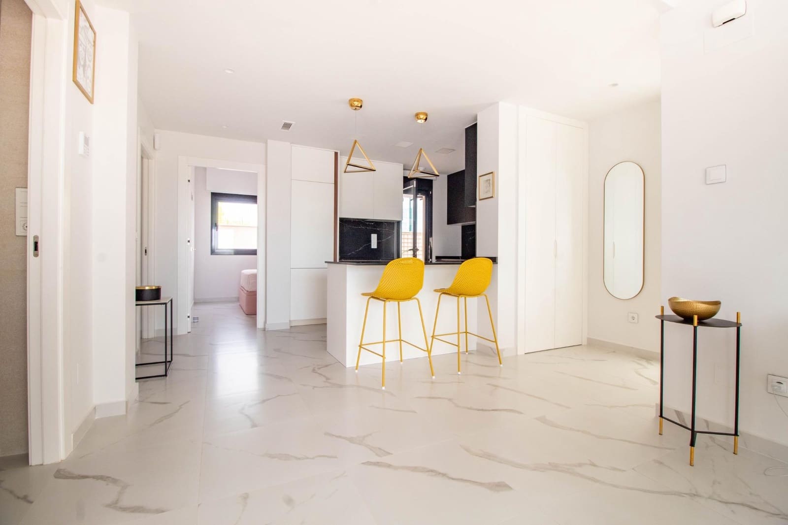 Apartamento de 2 habitaciones en San Miguel de Salinas en venta con piscina - 350.000 € (Ref: 9343682)