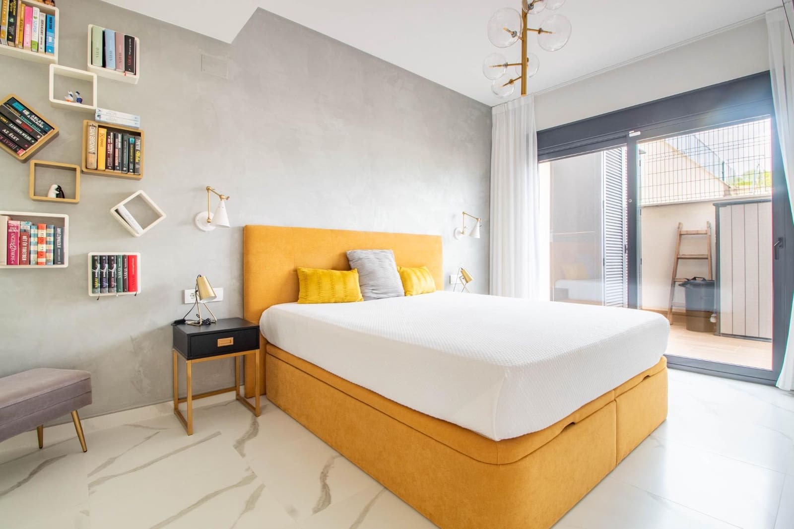 Apartamento de 2 habitaciones en San Miguel de Salinas en venta con piscina - 350.000 € (Ref: 9343682)