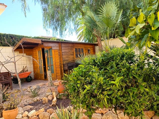 Chalet de 5 habitaciones en Benijófar en venta con piscina garaje - 498.000 € (Ref: 9343685)