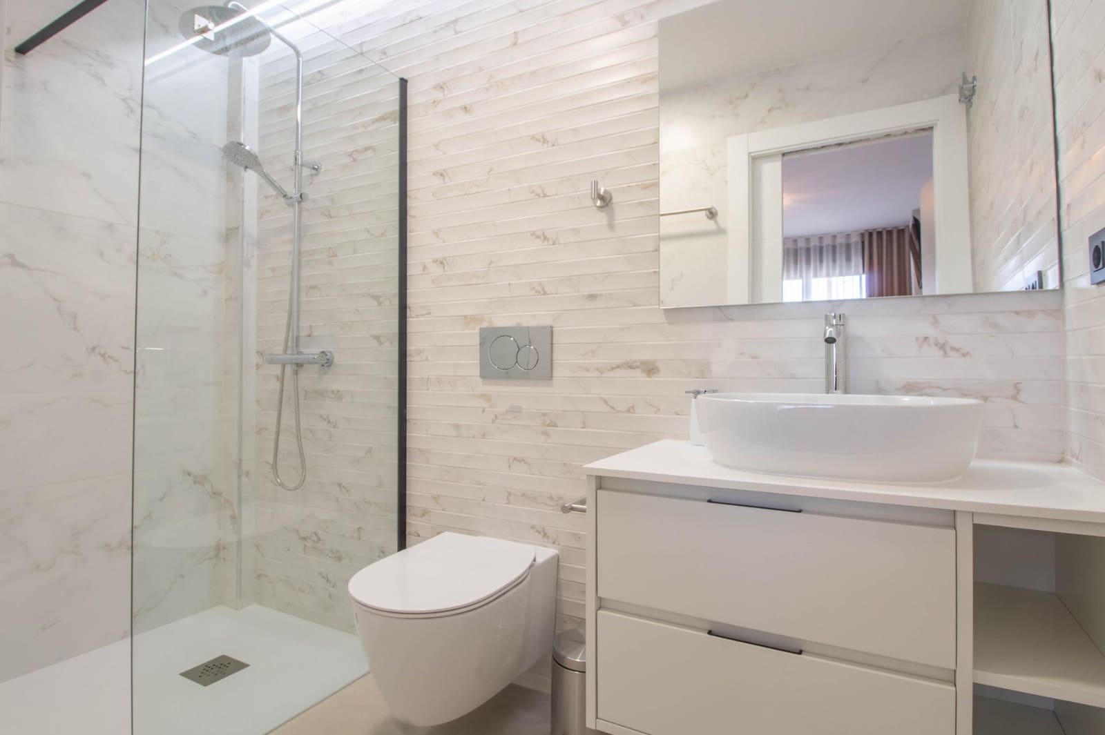 Apartamento de 3 habitaciones en Orihuela Costa en venta con piscina - 395.000 € (Ref: 9360356)